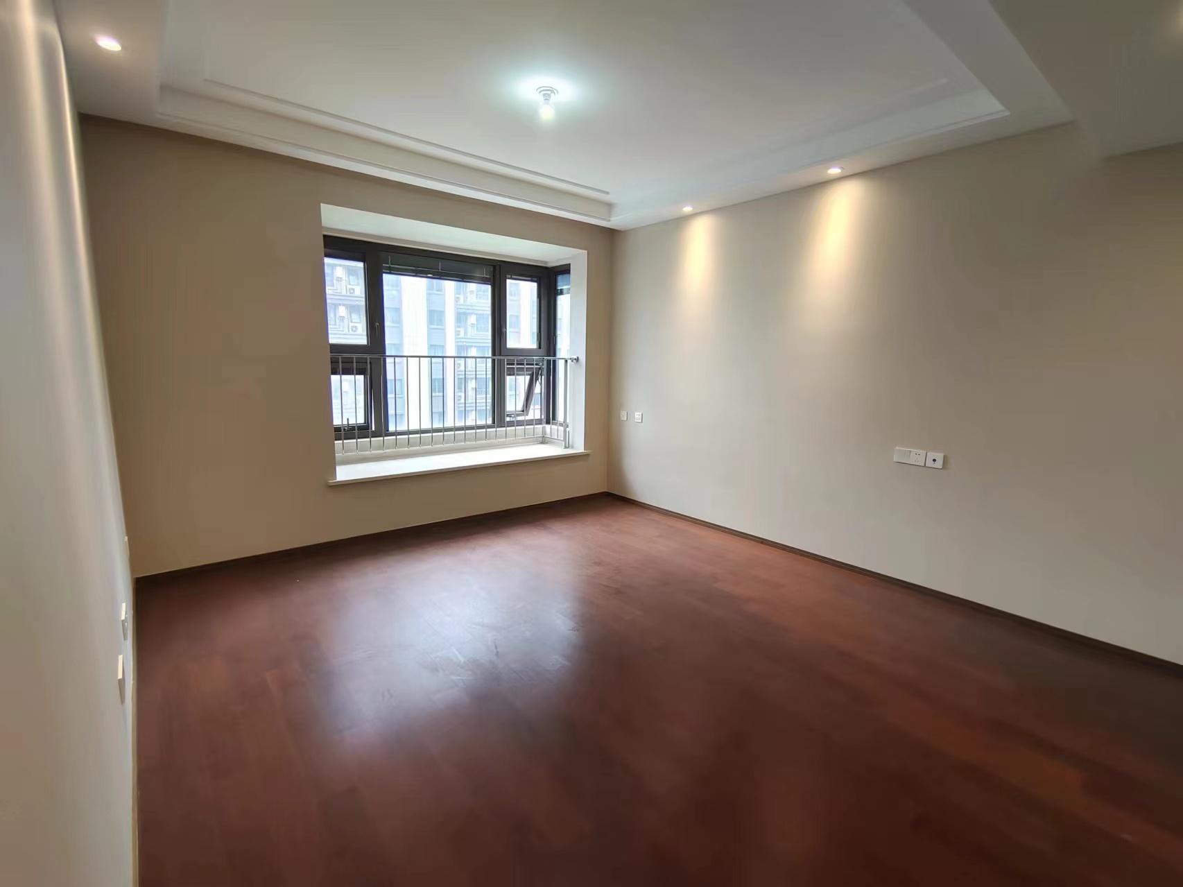 圆融玺悦 4室2厅3卫 160m&sup2;