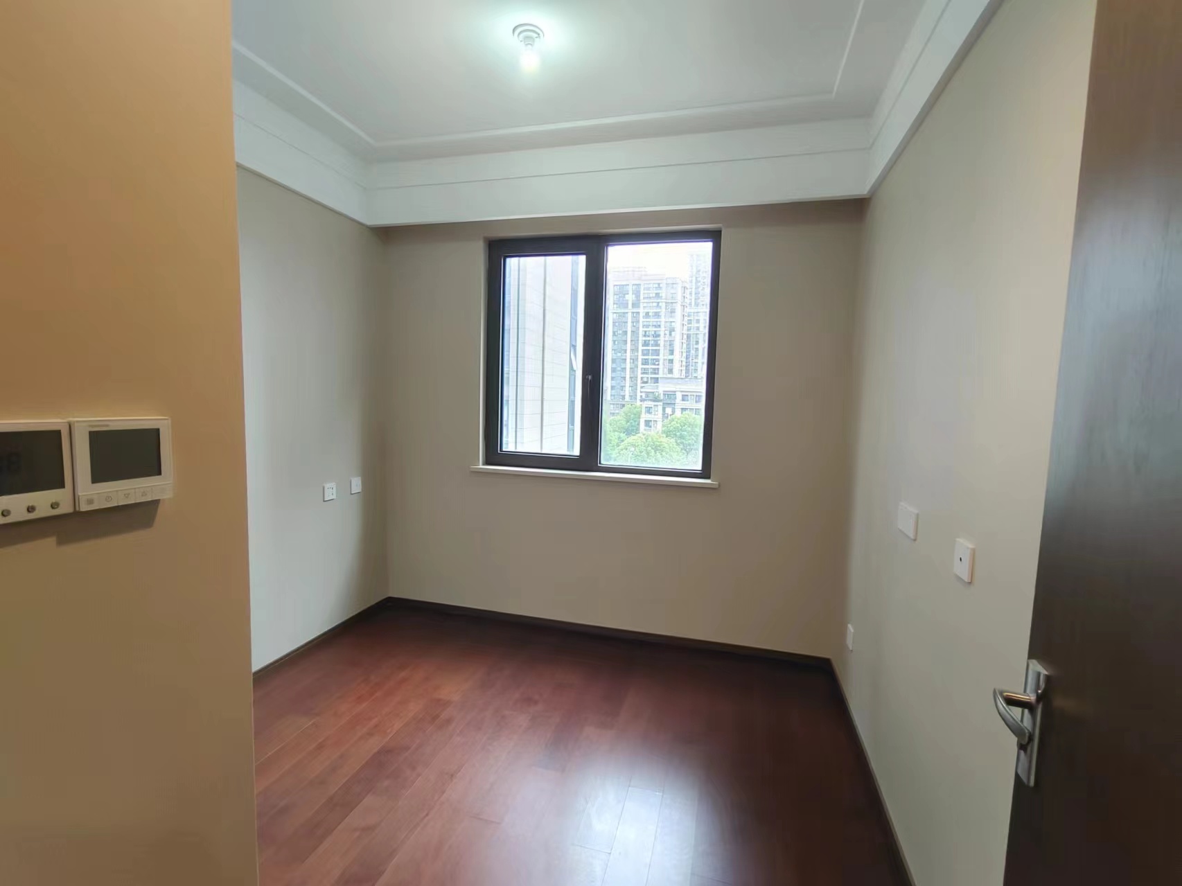 圆融玺悦 4室2厅3卫 160m&sup2;