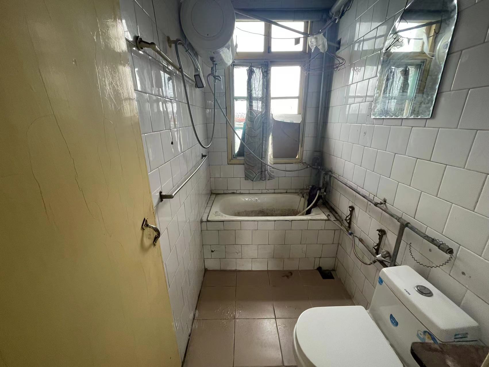 虹桥南村 3室1厅1卫 94.4m&sup2;