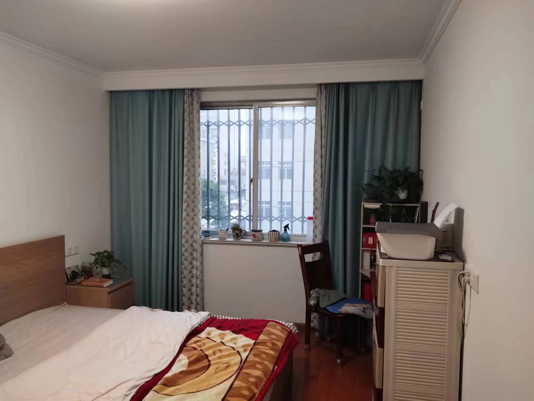 虹桥北村东区 3室1厅1卫 100.00m&sup2;