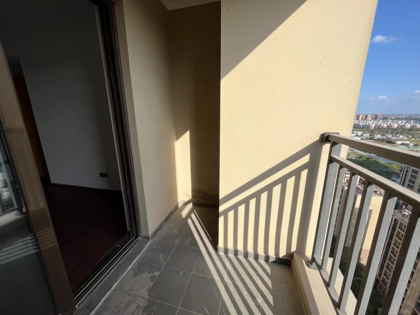 富力院士廷 4室2厅2卫 171m&sup2;