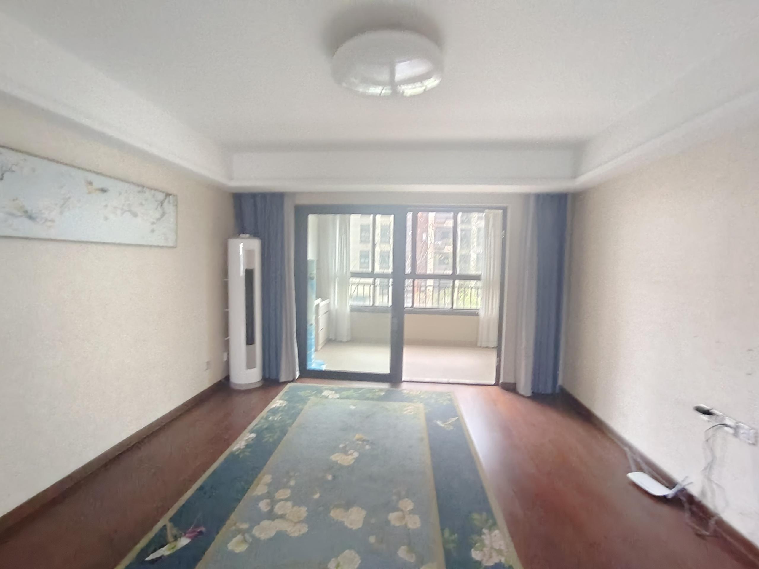 万科白鹭郡 3室2厅2卫 120m&sup2;