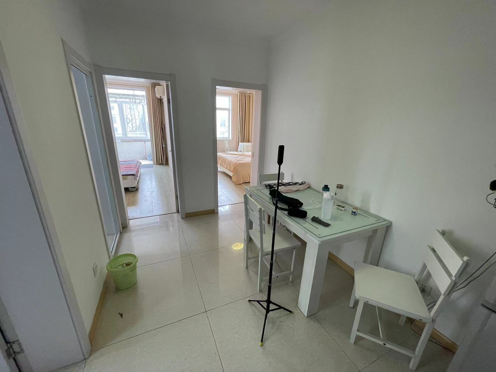 易家桥新村 2室1厅1卫 65.00m²