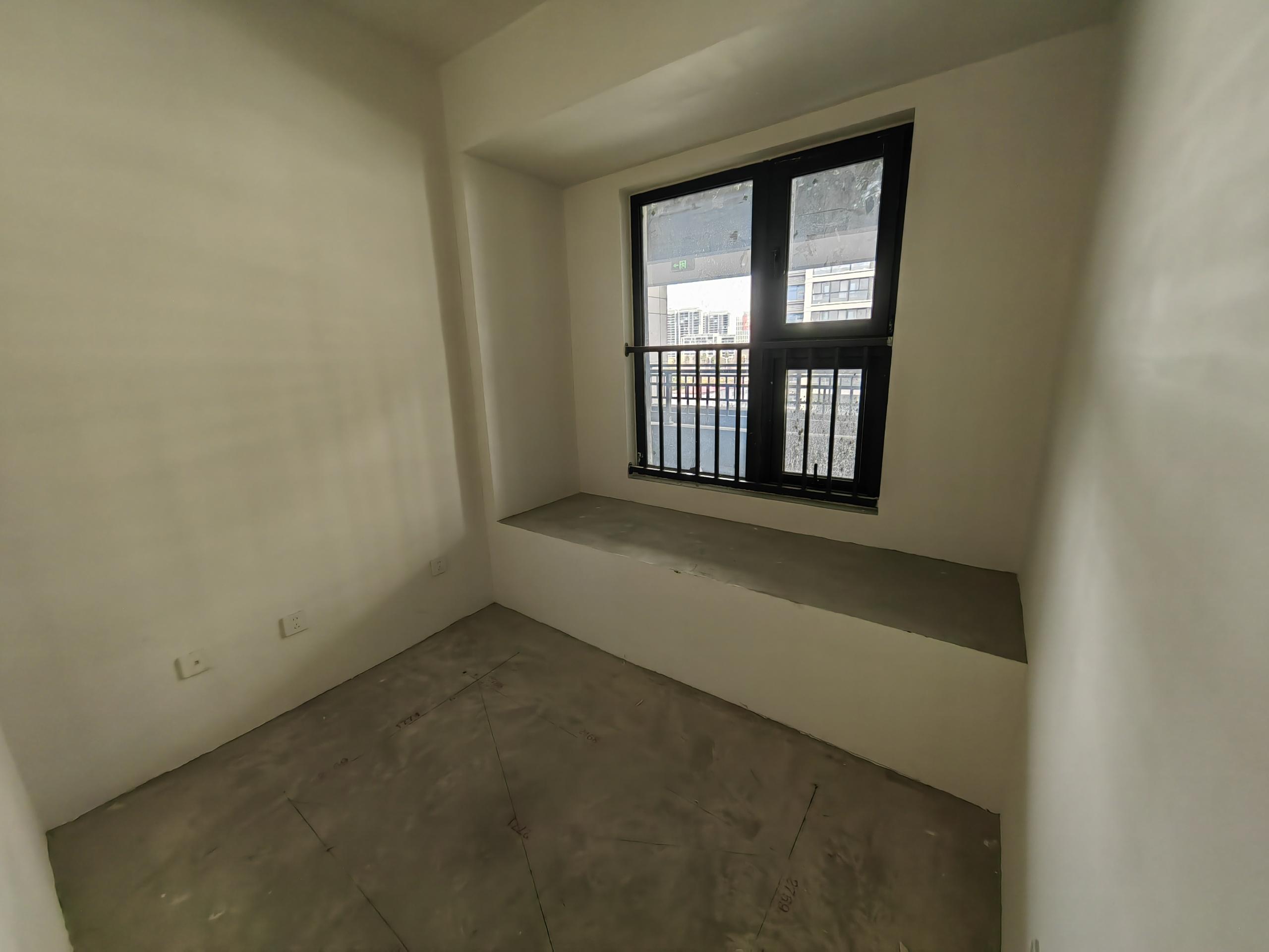 东时区 3室1厅1卫 89m&sup2;