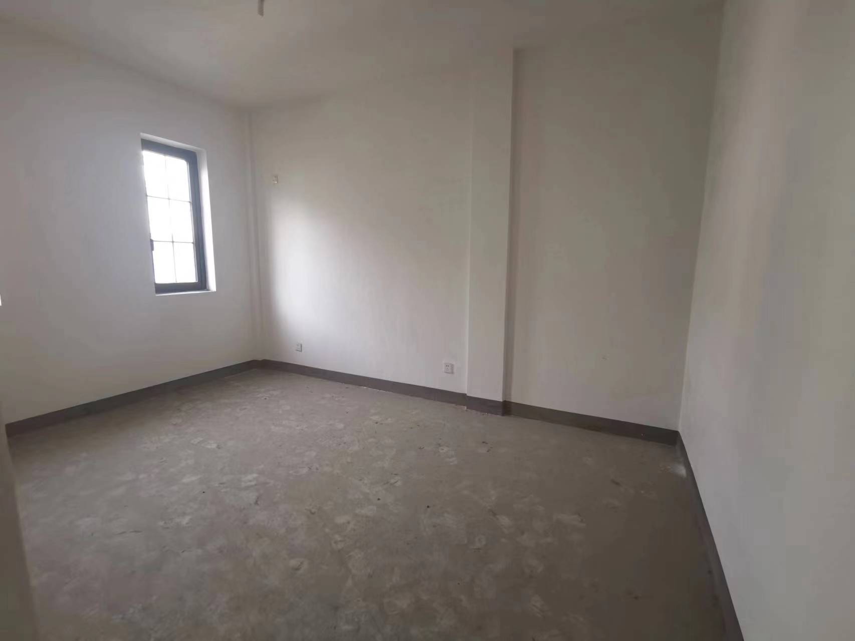 南通壹城水清木华 5室2厅4卫 327.00m²