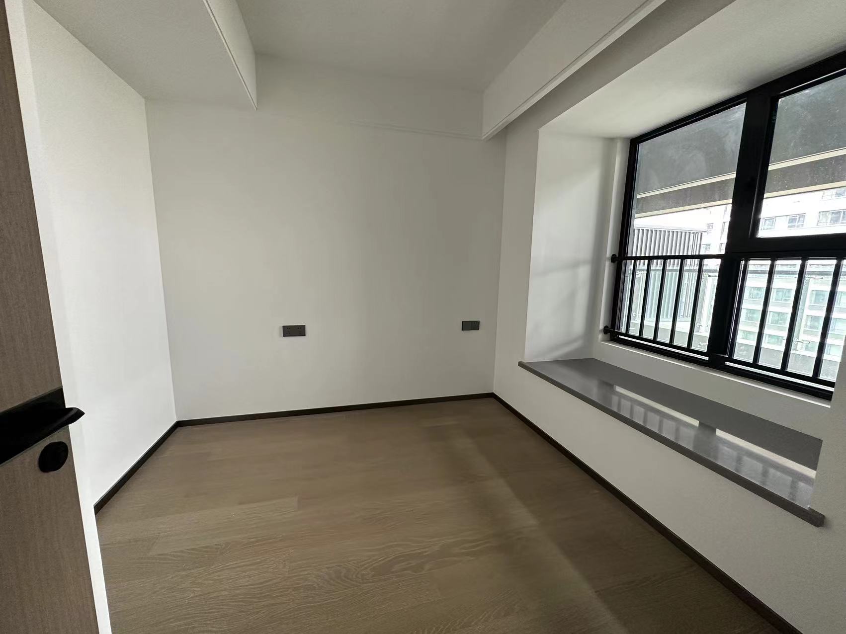 滨江道江园 3室2厅1卫 98.50m&sup2;