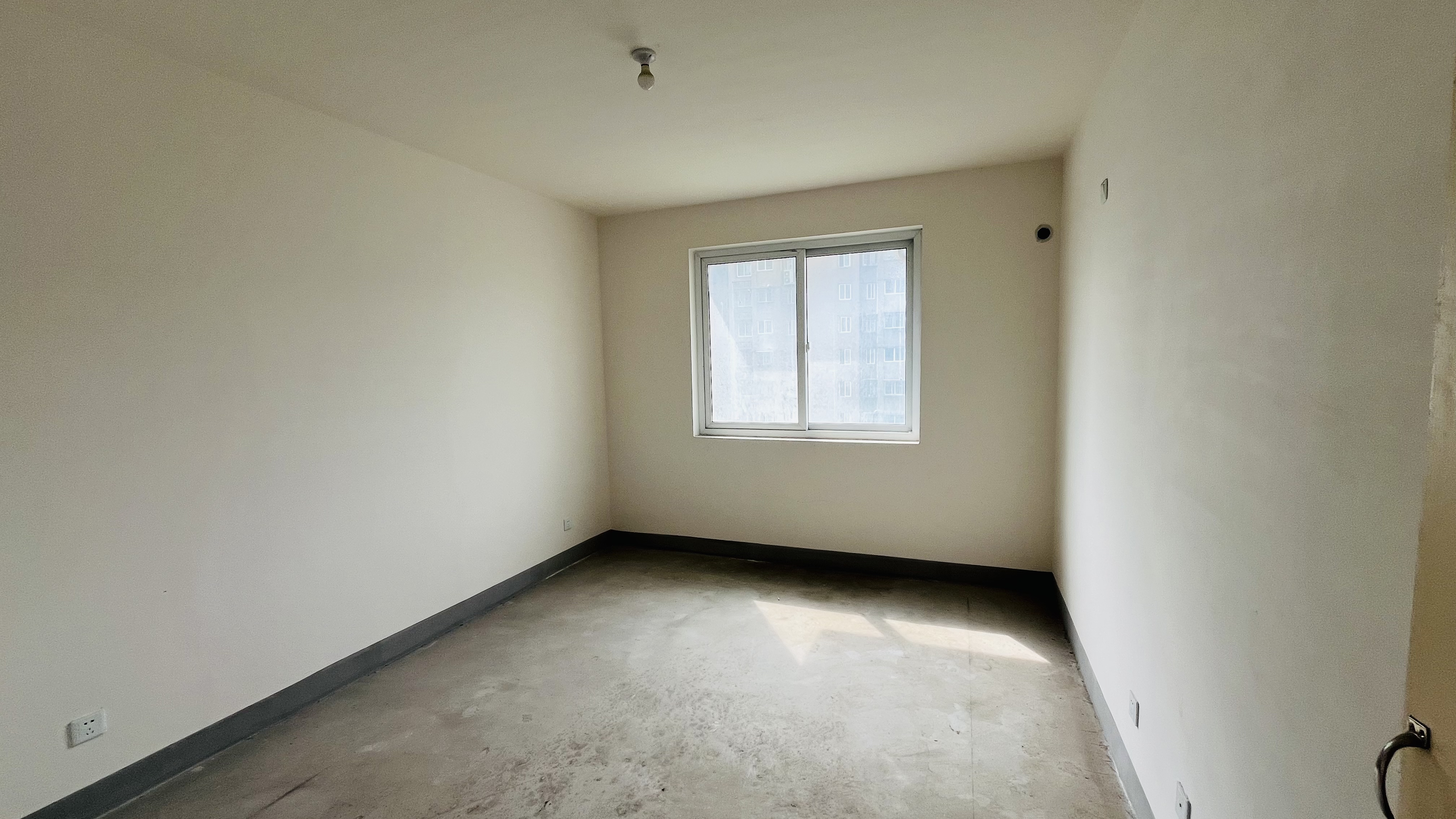 公园南苑 3室2厅2卫 150.16m&sup2;