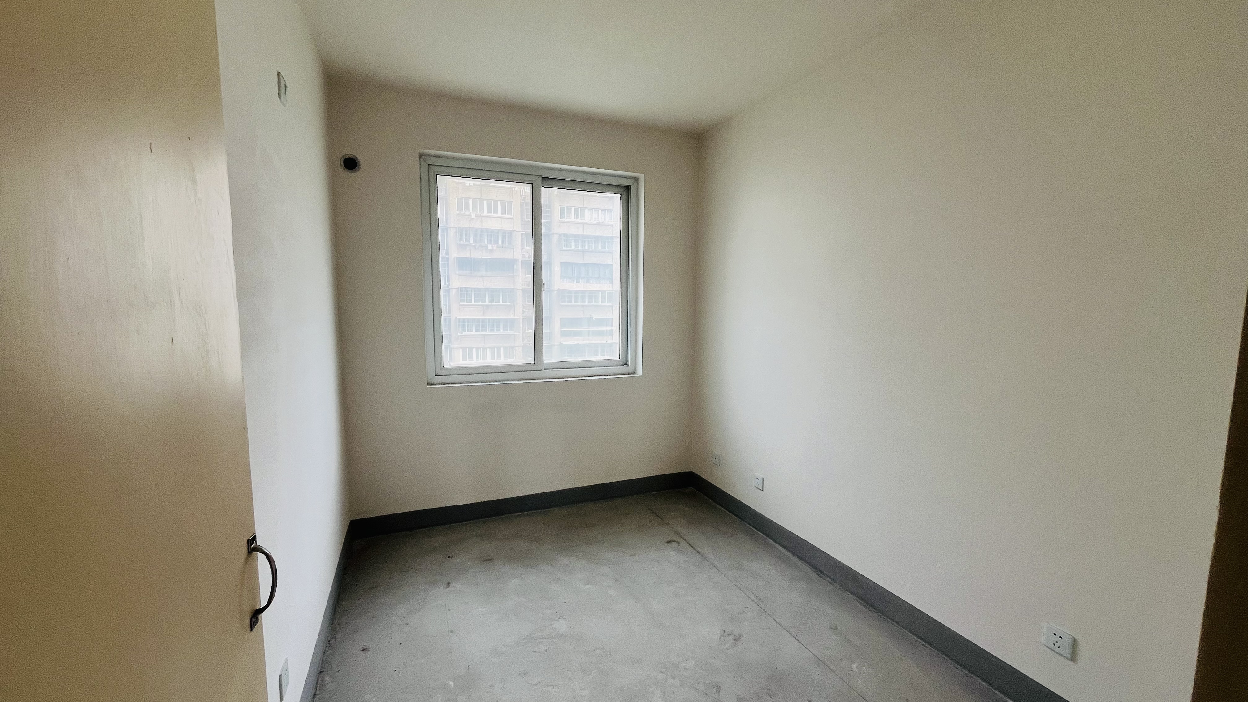 公园南苑 3室2厅2卫 150.16m&sup2;