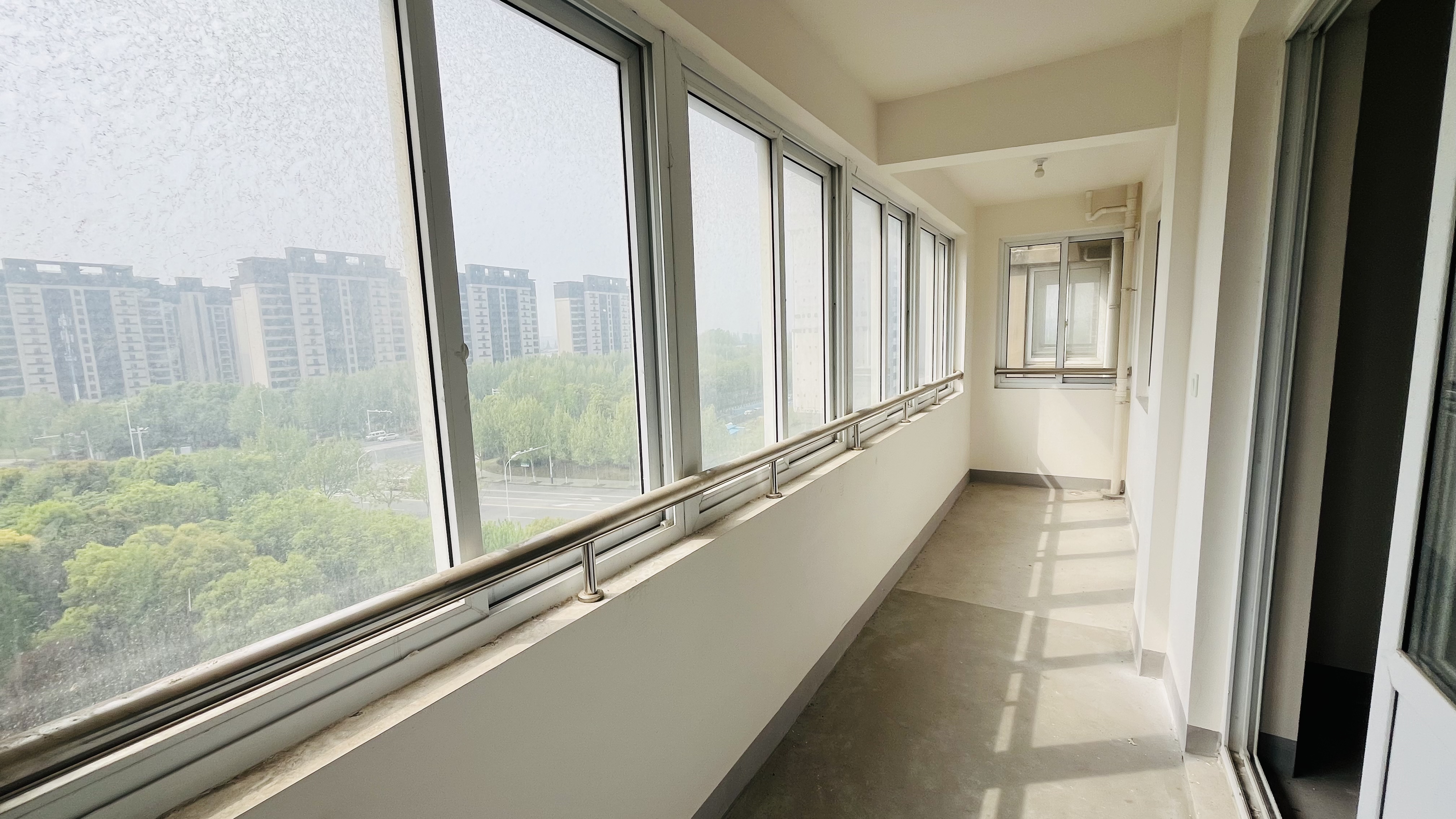 公园南苑 3室2厅2卫 150.16m&sup2;