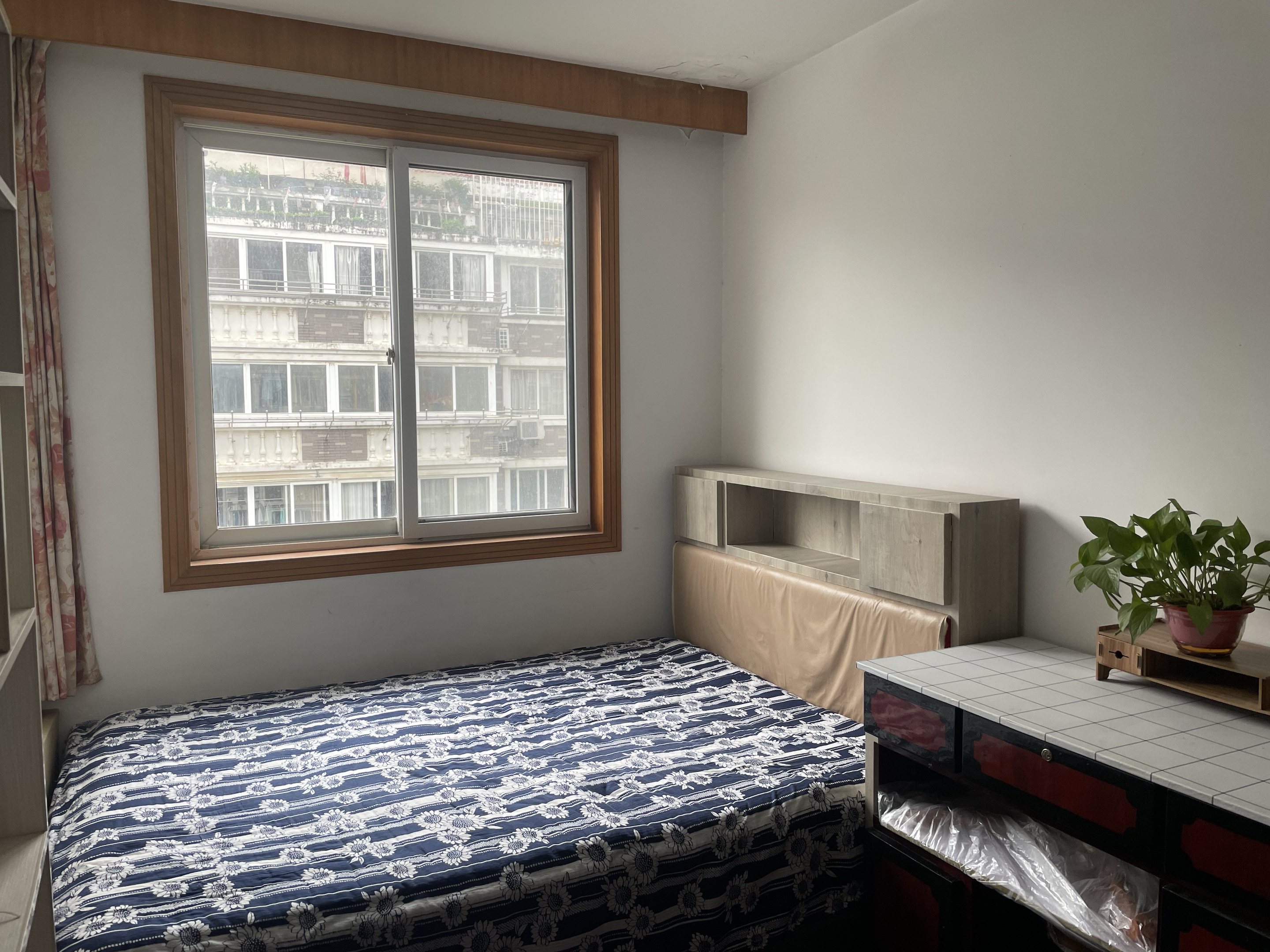 文峰花苑 3室1厅1卫 98.88m&sup2;