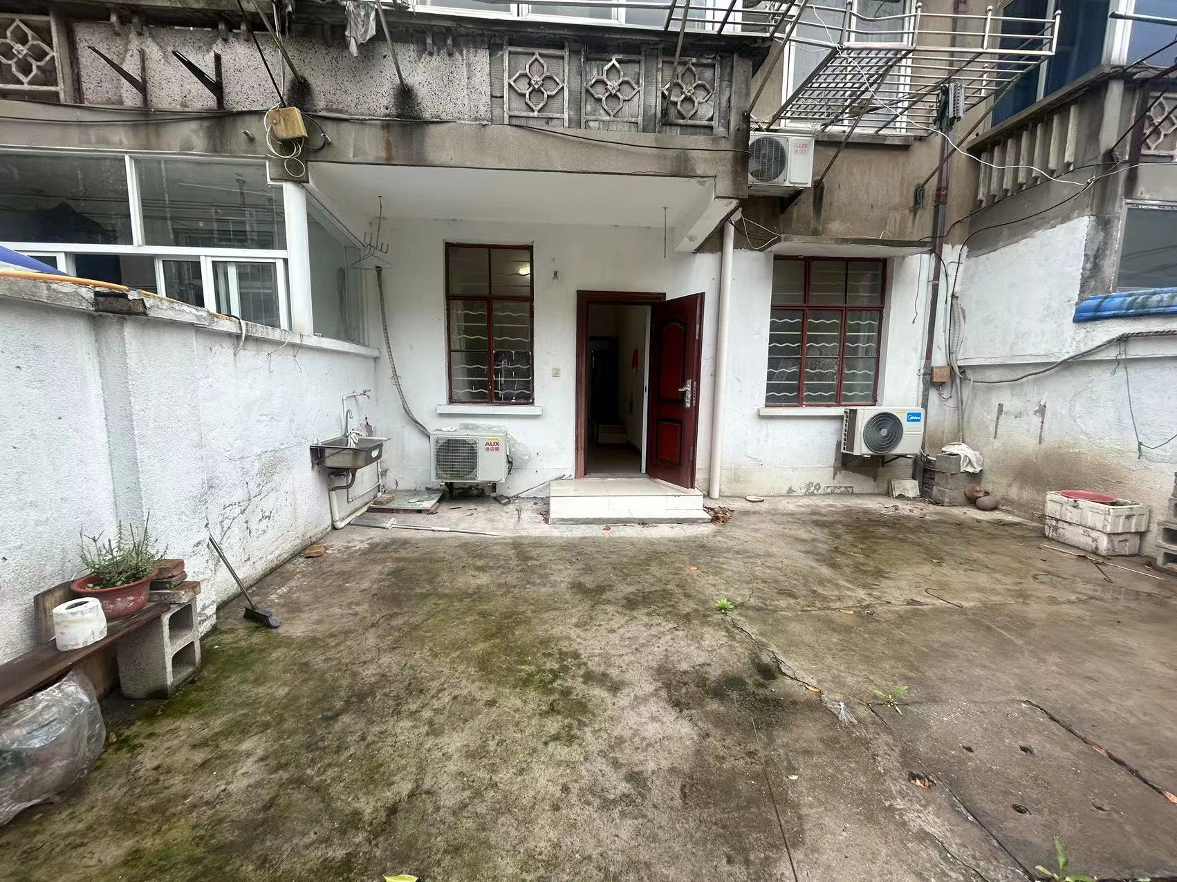 新建路新村（新建花苑） 2室1厅1卫 64m&sup2;
