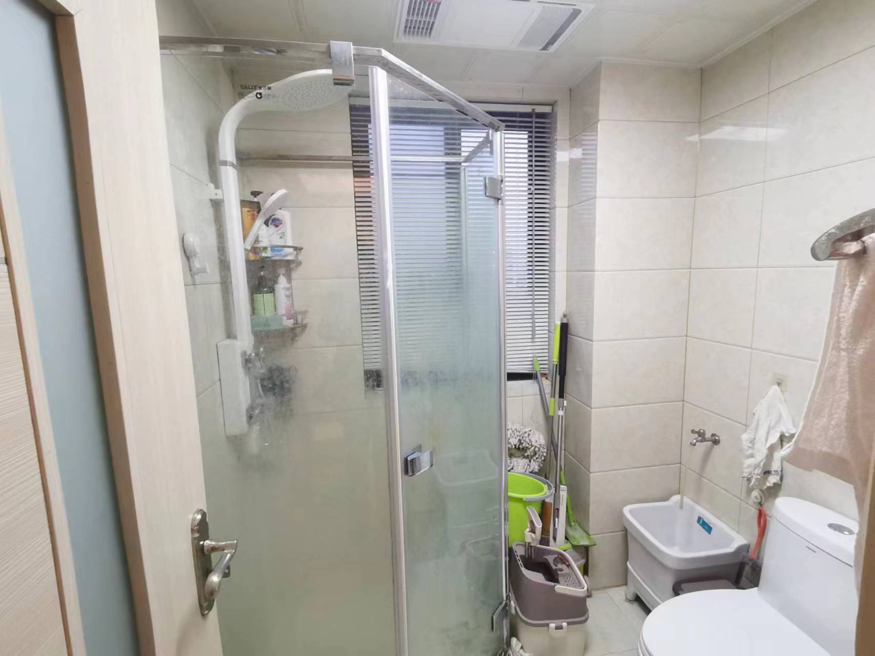 汇富花苑 3室1厅1卫 116m&sup2;