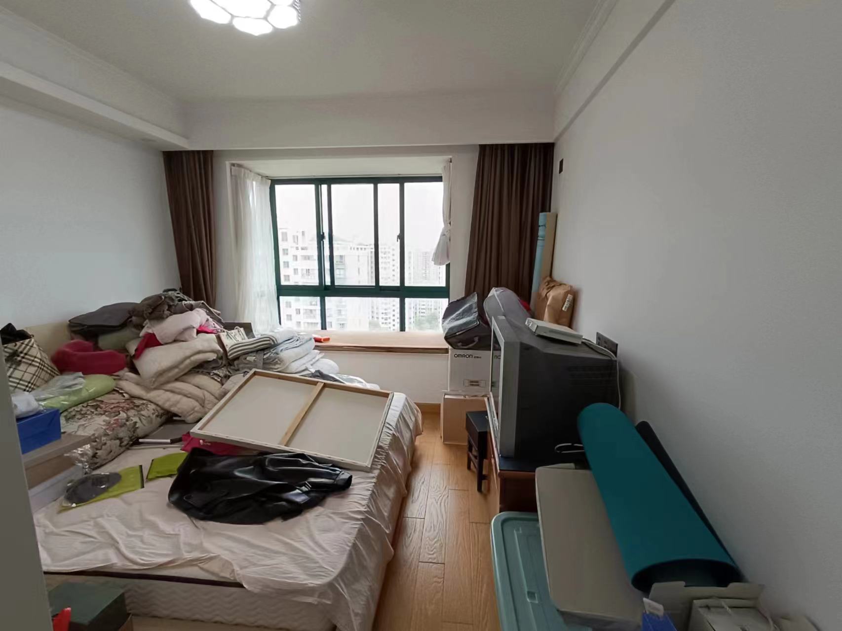 新城小区 3室2厅1卫 143.15m&sup2;