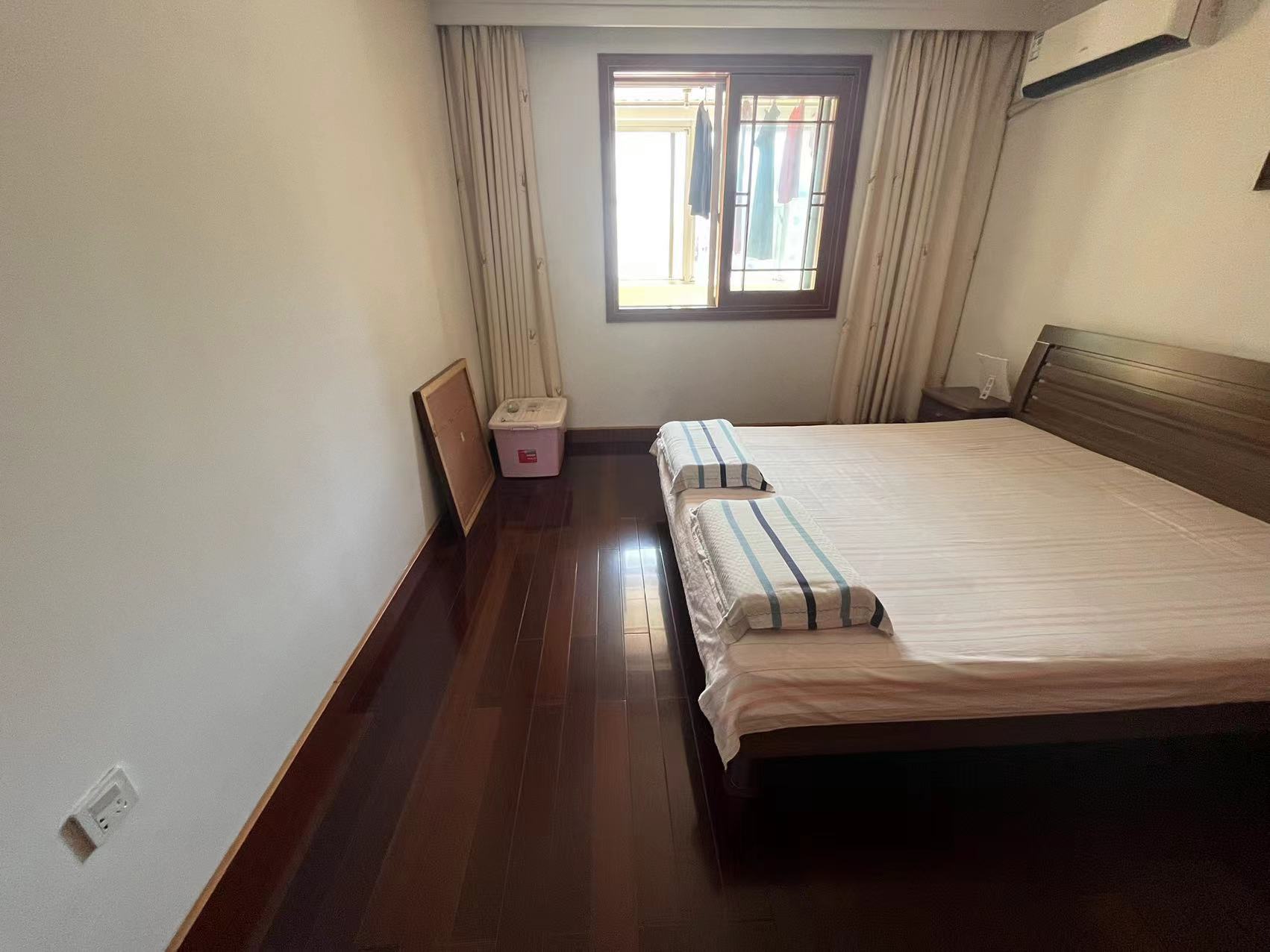 濠西园 3室2厅1卫 136.22m&sup2;