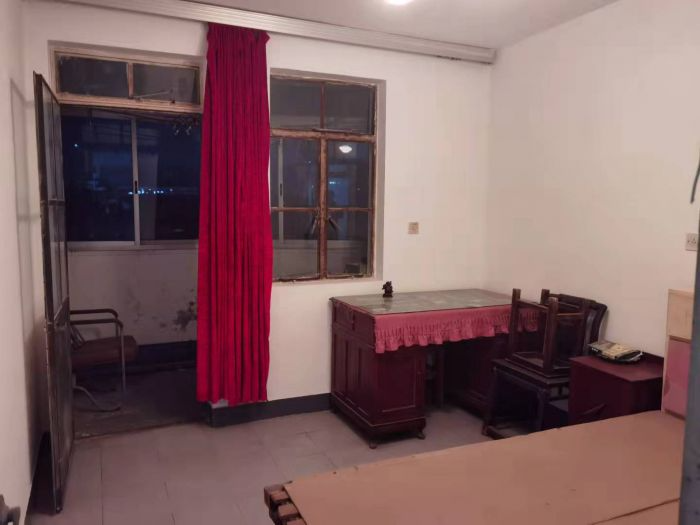 起凤园 2室1厅1卫 65m&sup2;