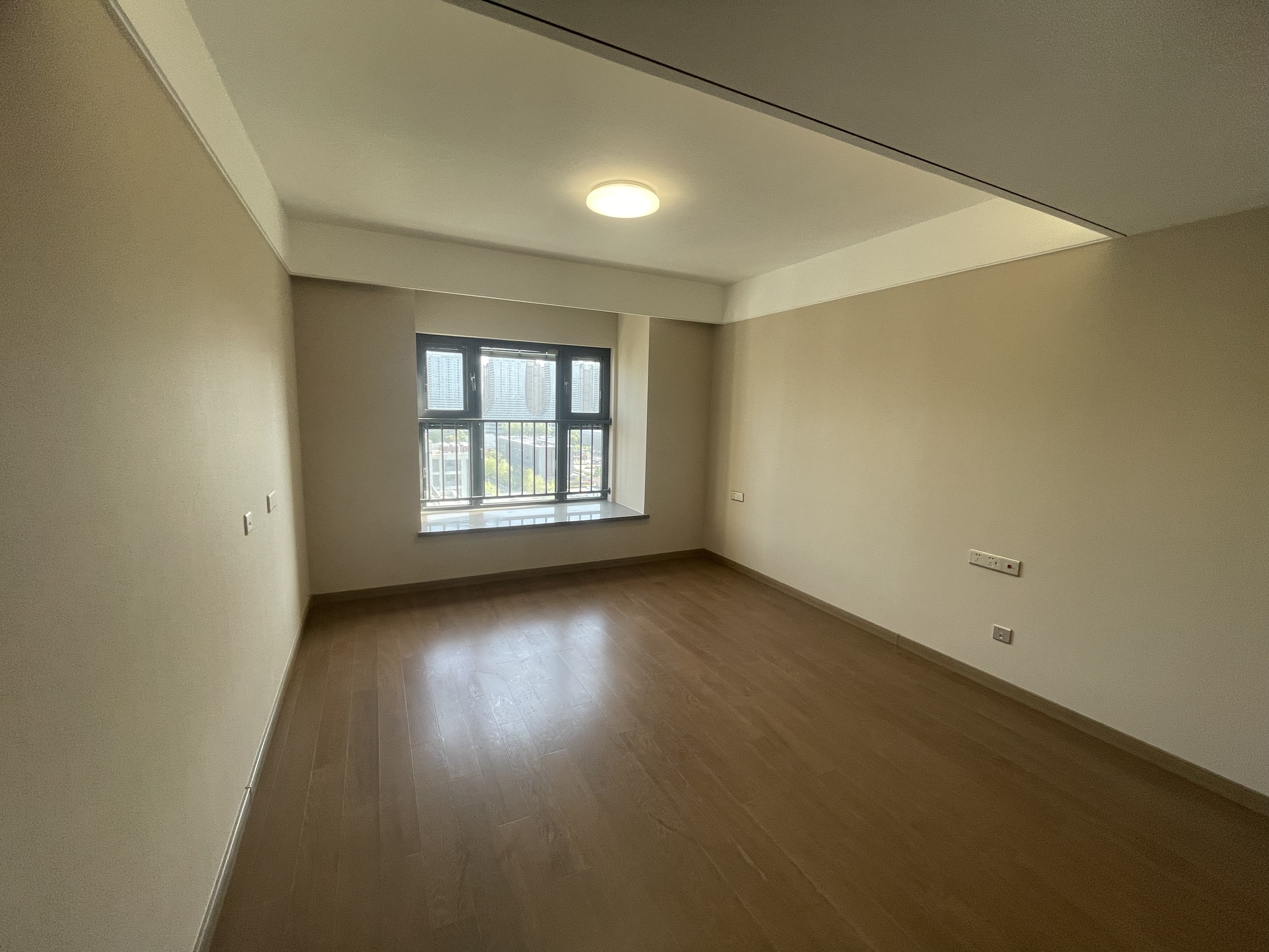 中海翠湖溪岸 3室2厅2卫 129.62m&sup2;