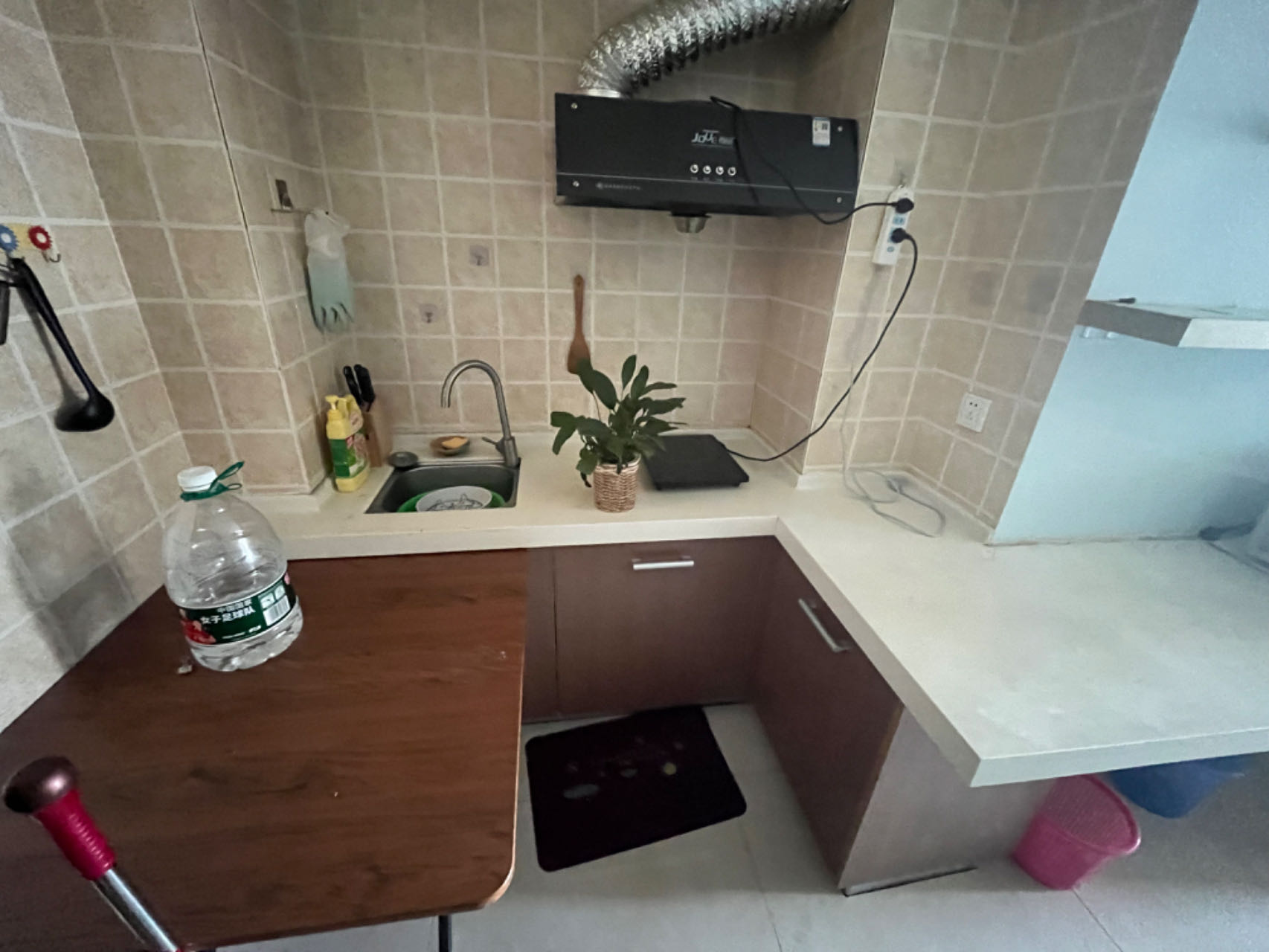 凤凰莱茵苑 1室1厅1卫 42m&sup2;