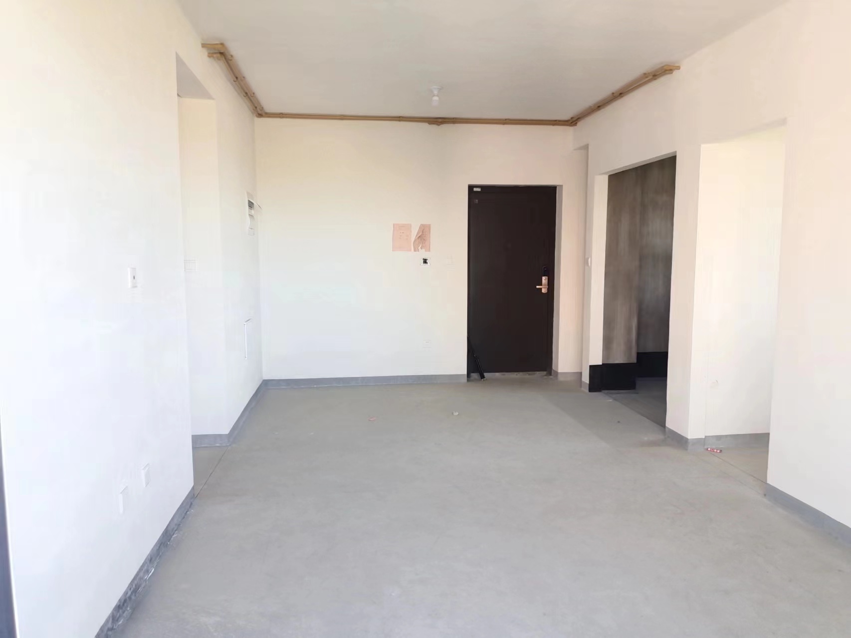 招商新城雍景湾 3室2厅1卫 87m²
