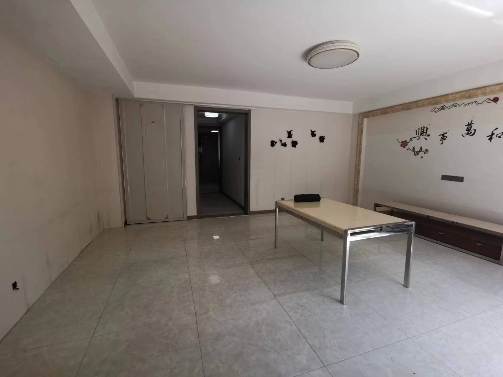 景瑞望府 5室2厅2卫 199m²