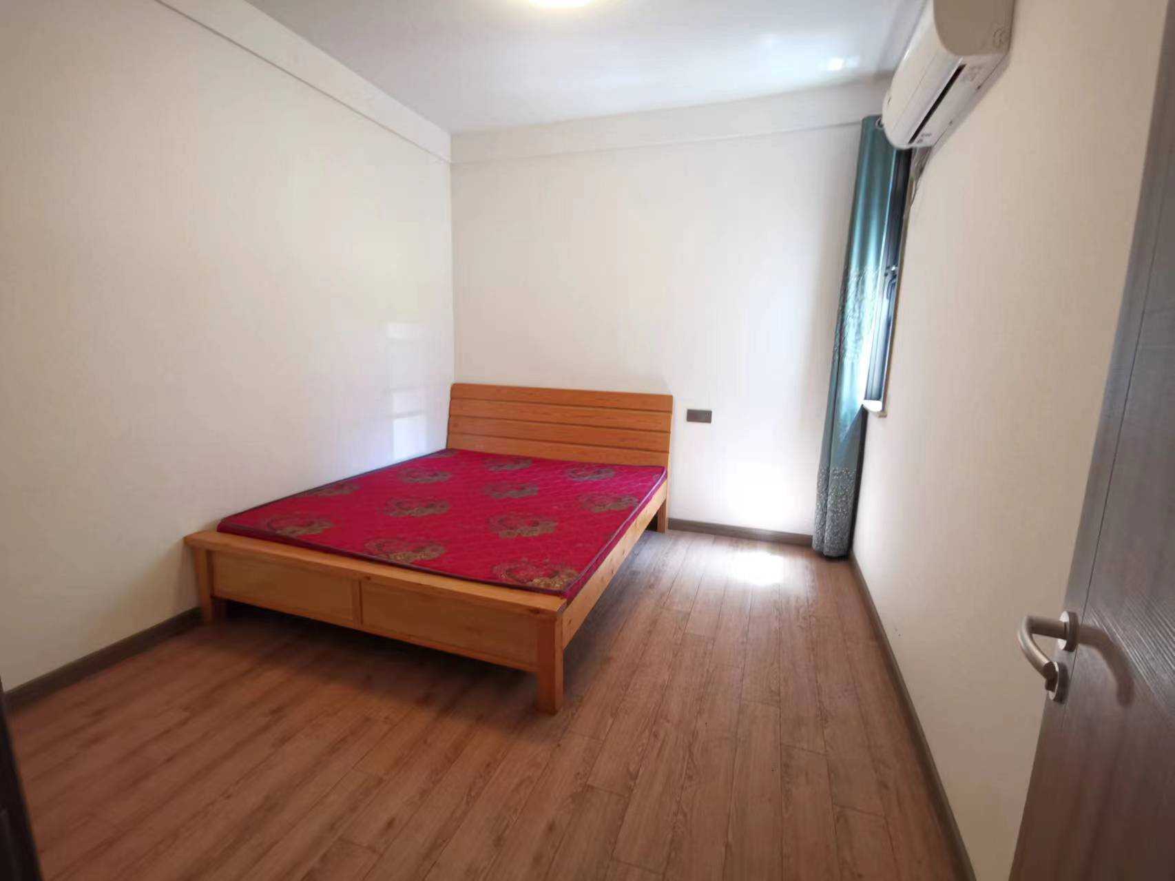 景瑞望府 5室2厅2卫 199m&sup2;