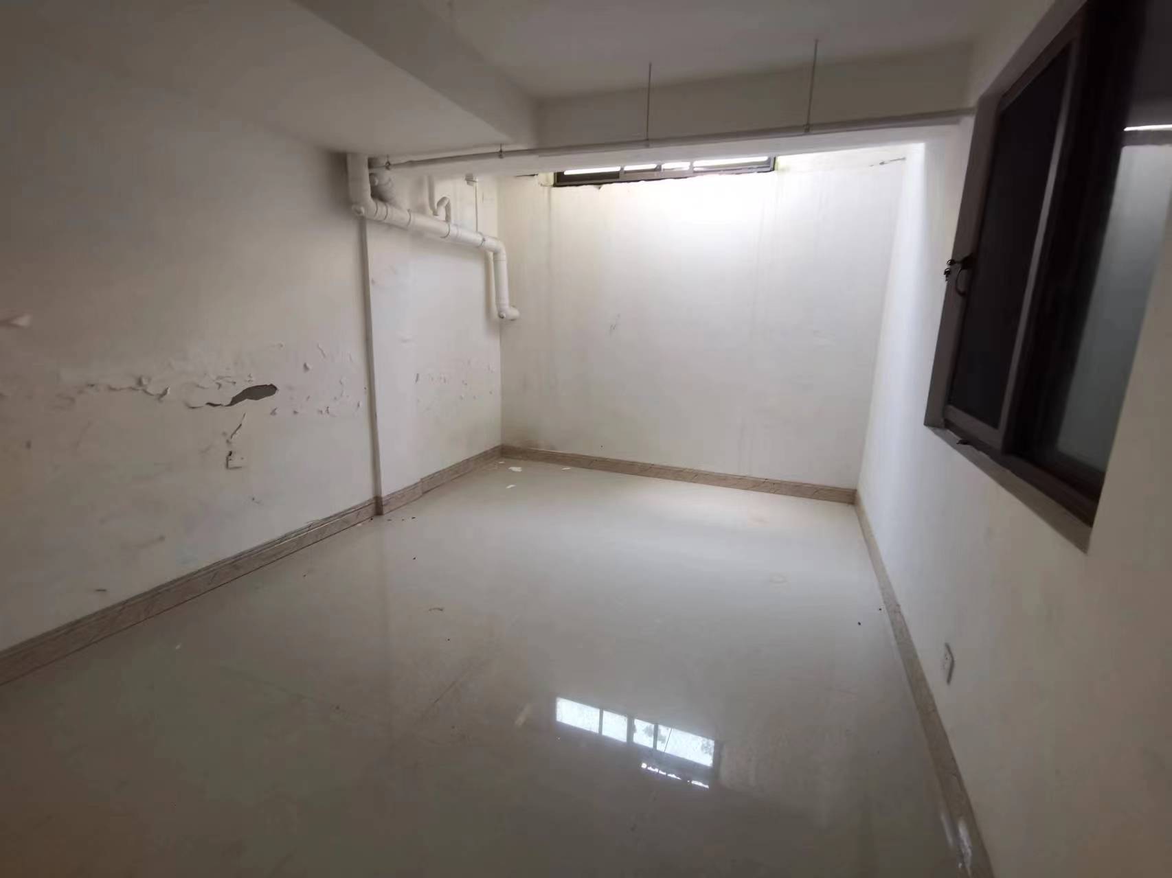 景瑞望府 5室2厅2卫 199m&sup2;