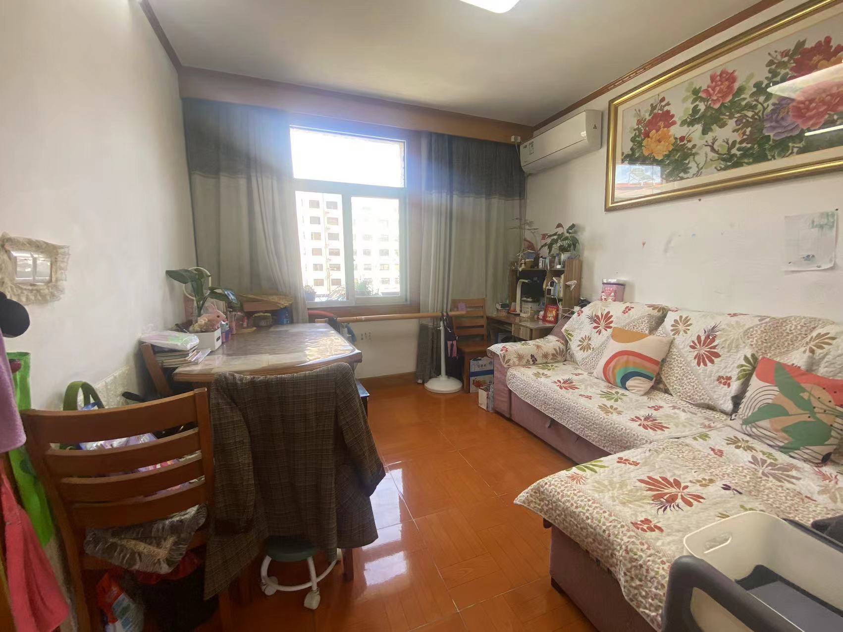 虹桥新村(朝霞路) 1室1厅1卫 54m²