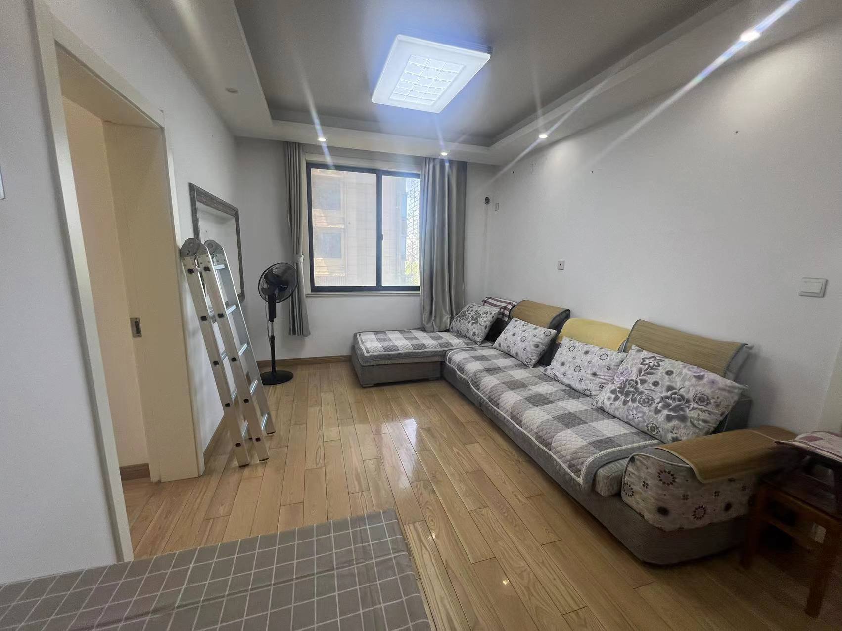 融悦华庭 2室2厅1卫 85m²