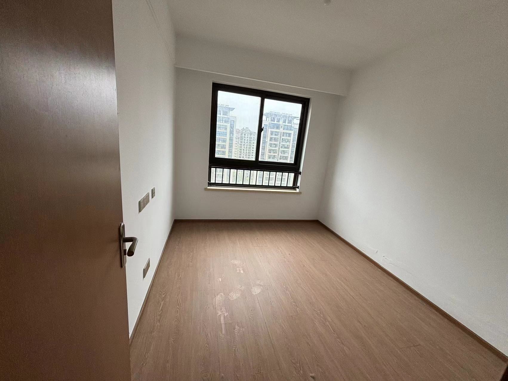 上悦城 4室2厅2卫 144.00m&sup2;