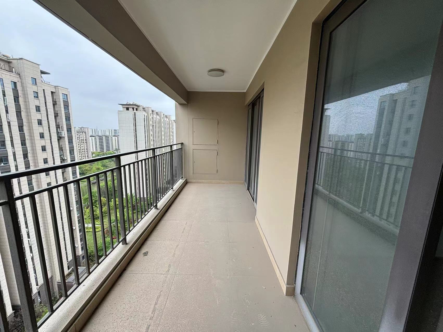 上悦城 4室2厅2卫 144.00m&sup2;