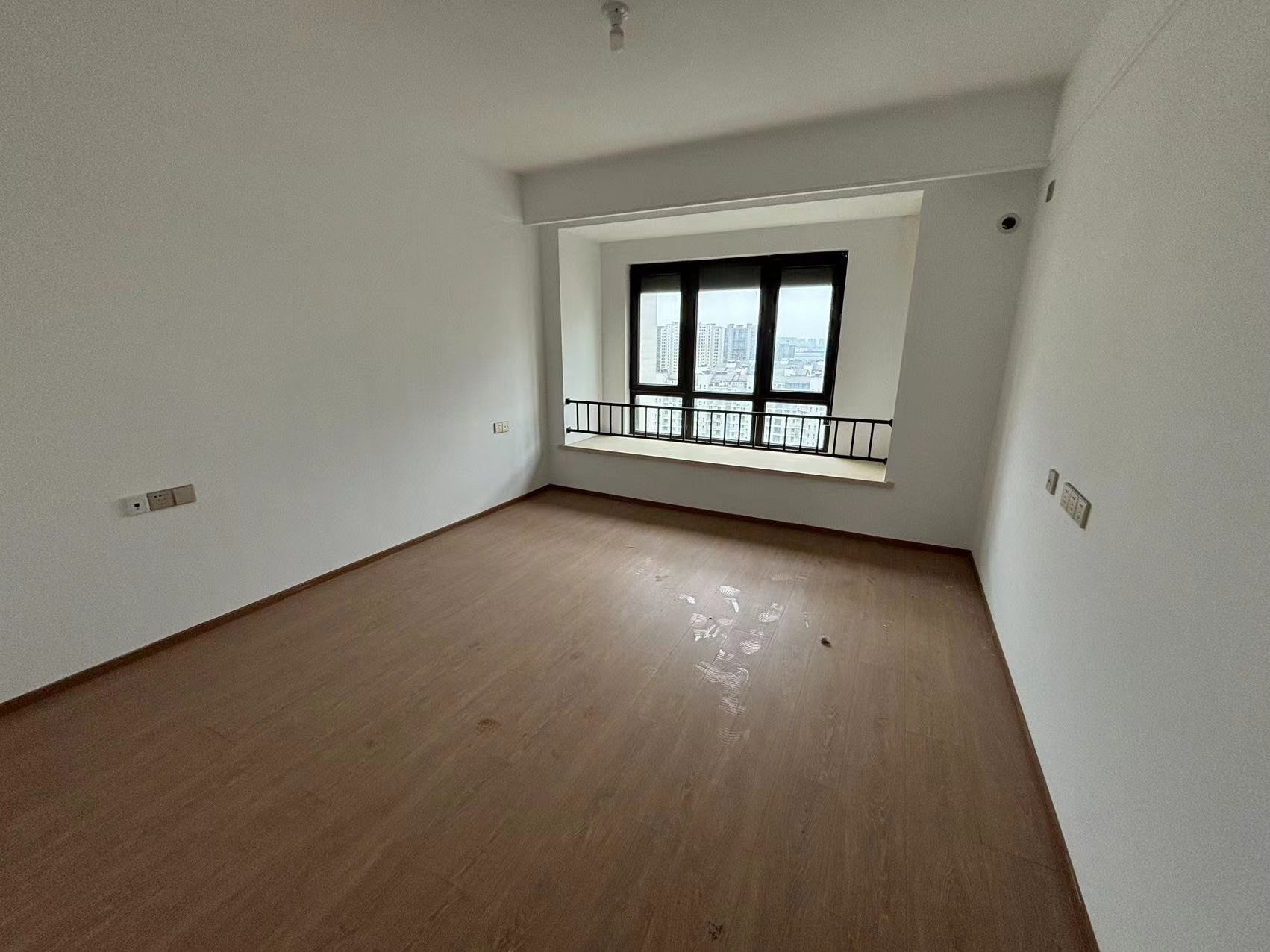 上悦城 4室2厅2卫 144.00m&sup2;