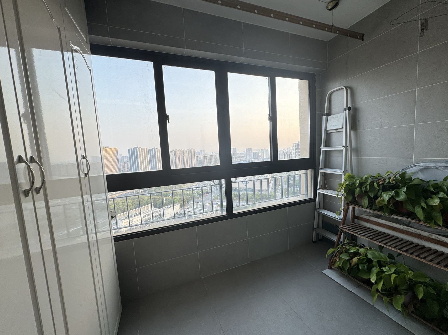 保利香槟国际 4室2厅2卫 136.00m&sup2;