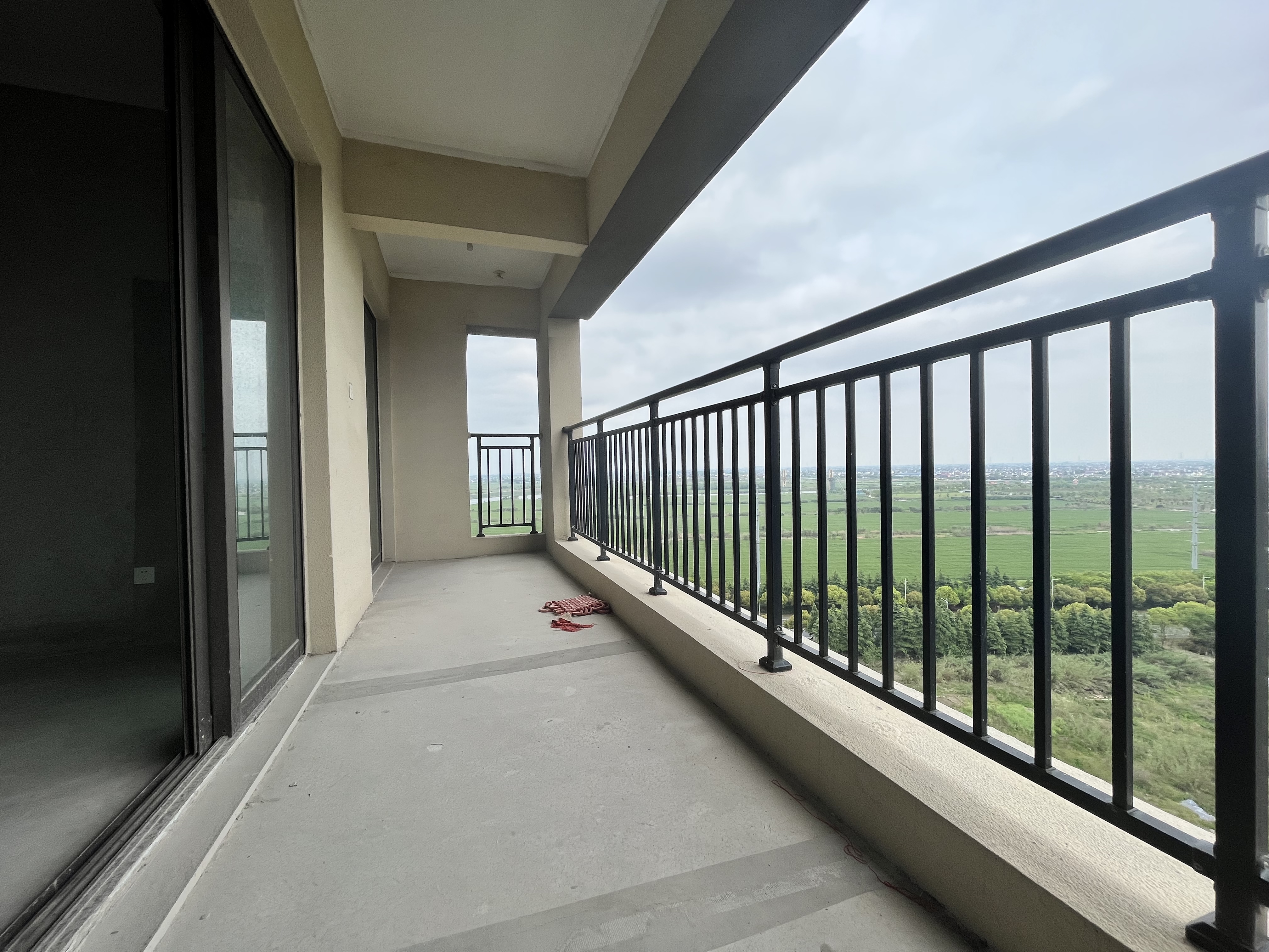观澜台 4室2厅2卫 138m²