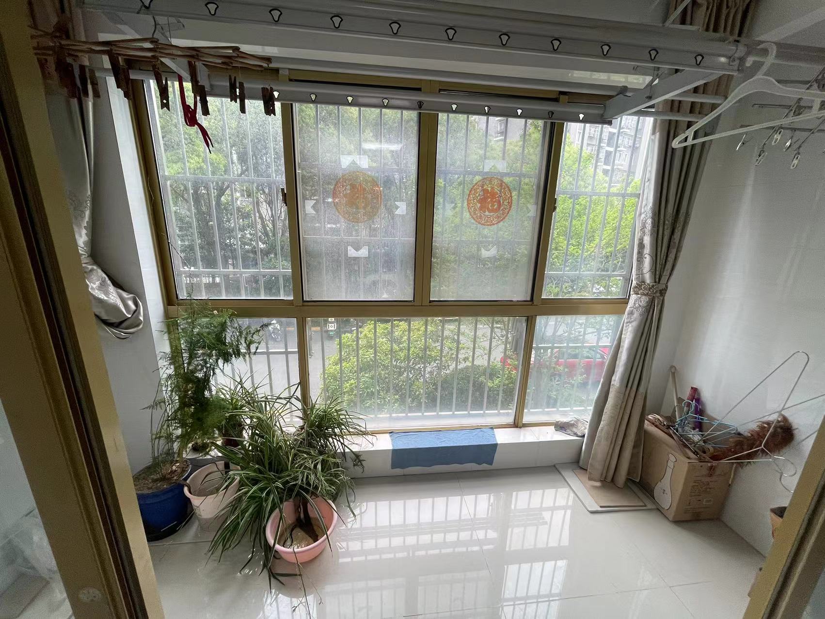 尚海湾 2室2厅1卫 104m&sup2;
