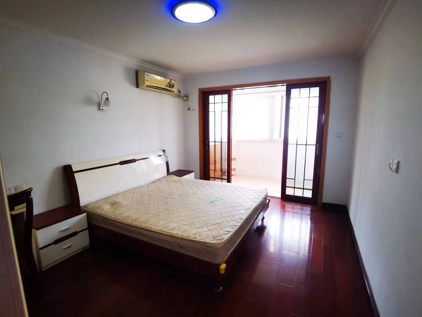 怡园新邸 2室2厅1卫 92m&sup2;