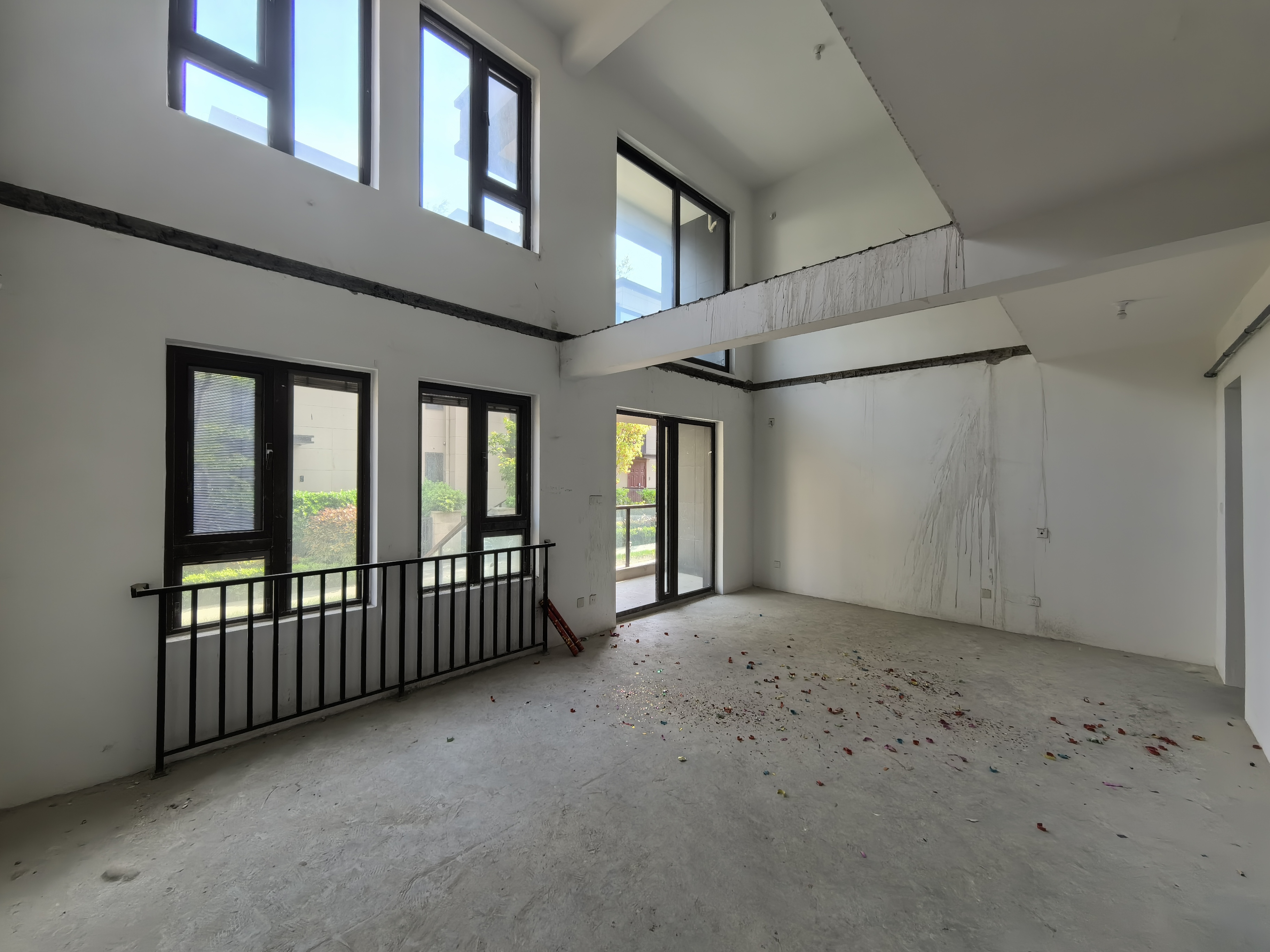 云樾东方 3室2厅3卫 153.00m&sup2;