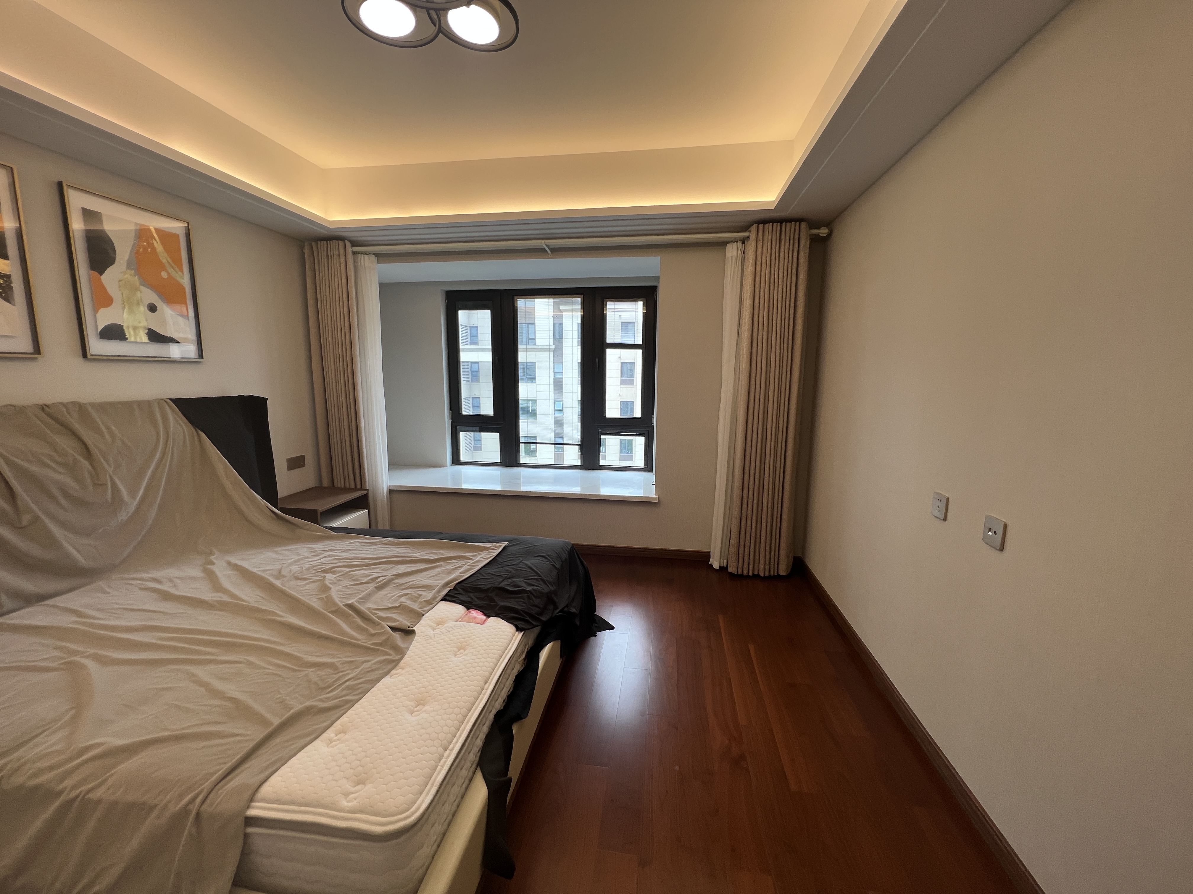中南万科大都会 3室2厅2卫 130.00m&sup2;