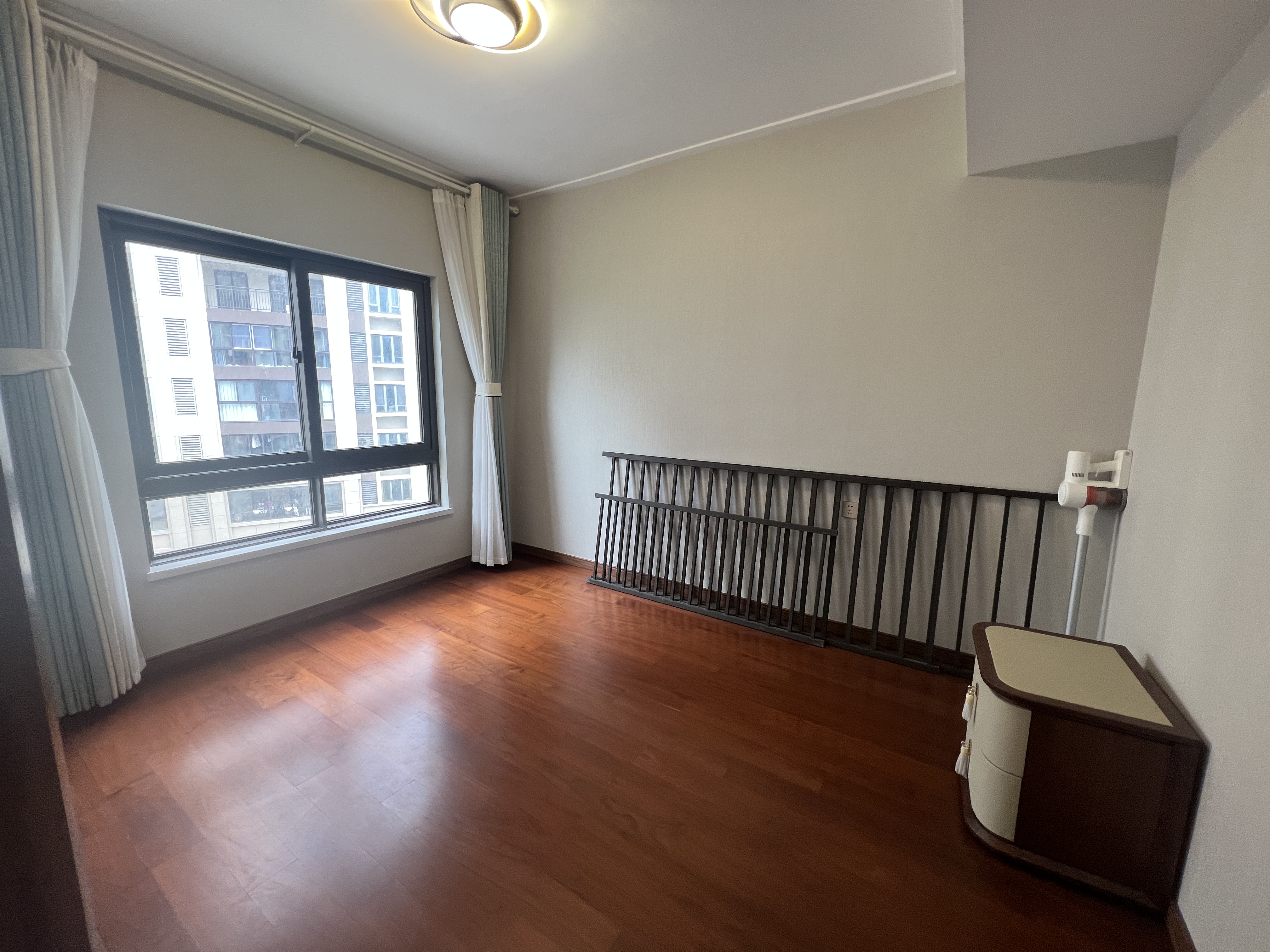 中南万科大都会 3室2厅2卫 130.00m&sup2;