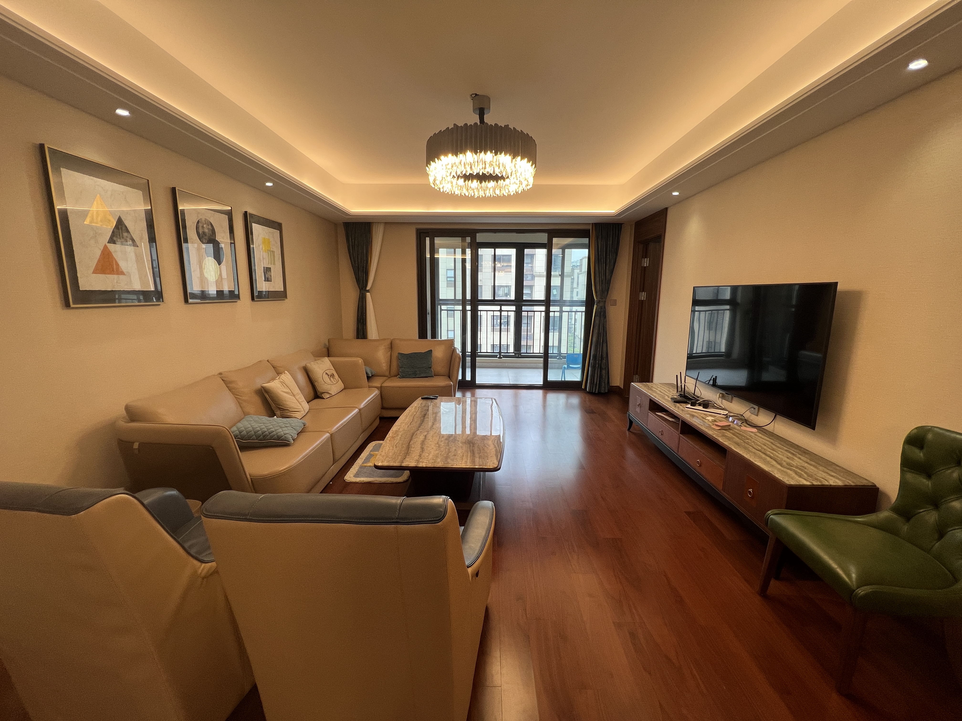 中南万科大都会 3室2厅2卫 130.00m&sup2;