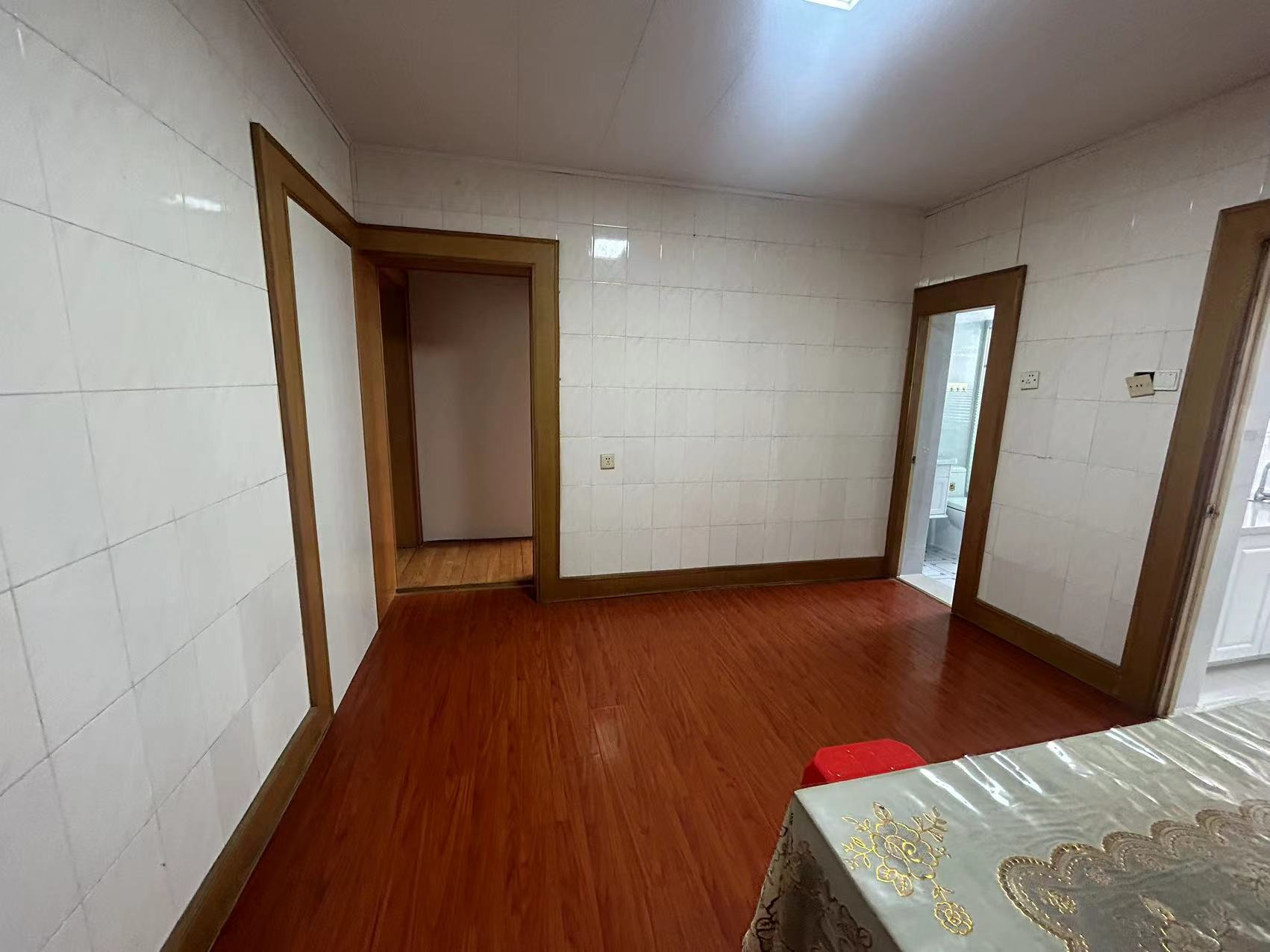 新建路新村 2室1厅1卫 62m&sup2;