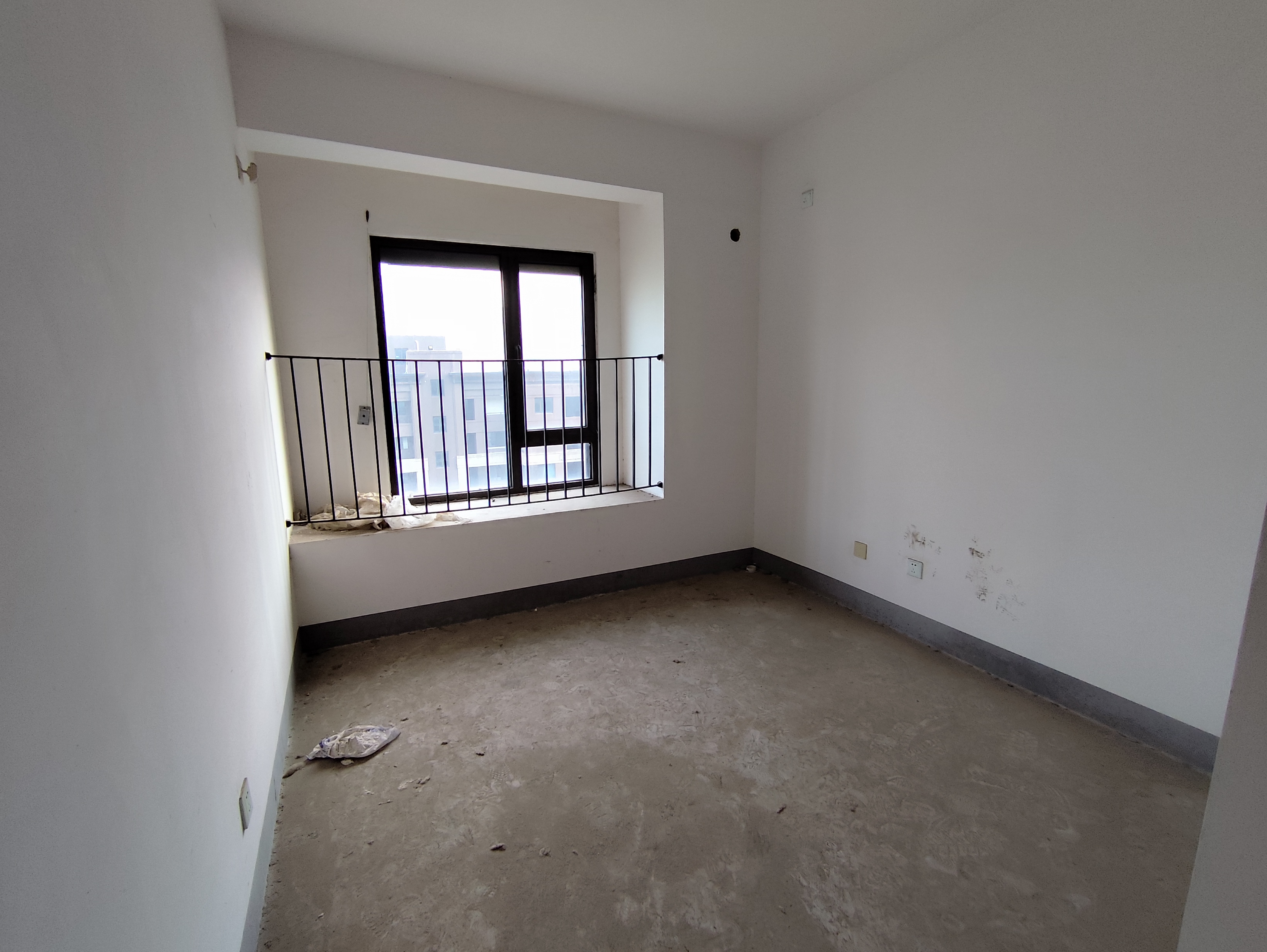 中海上林院 3室2厅2卫 125m&sup2;