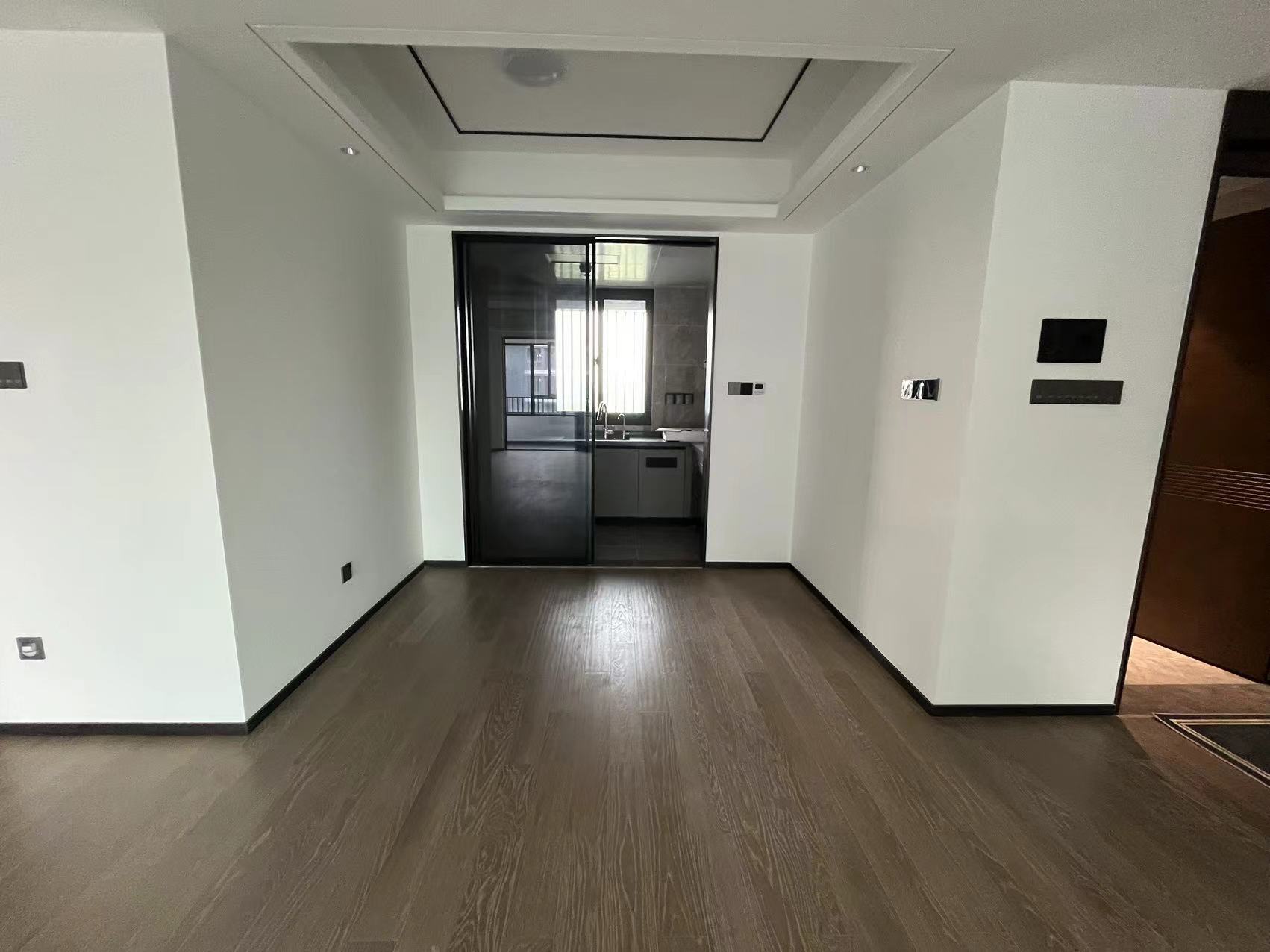 滨江道静园 3室2厅2卫 127m&sup2;