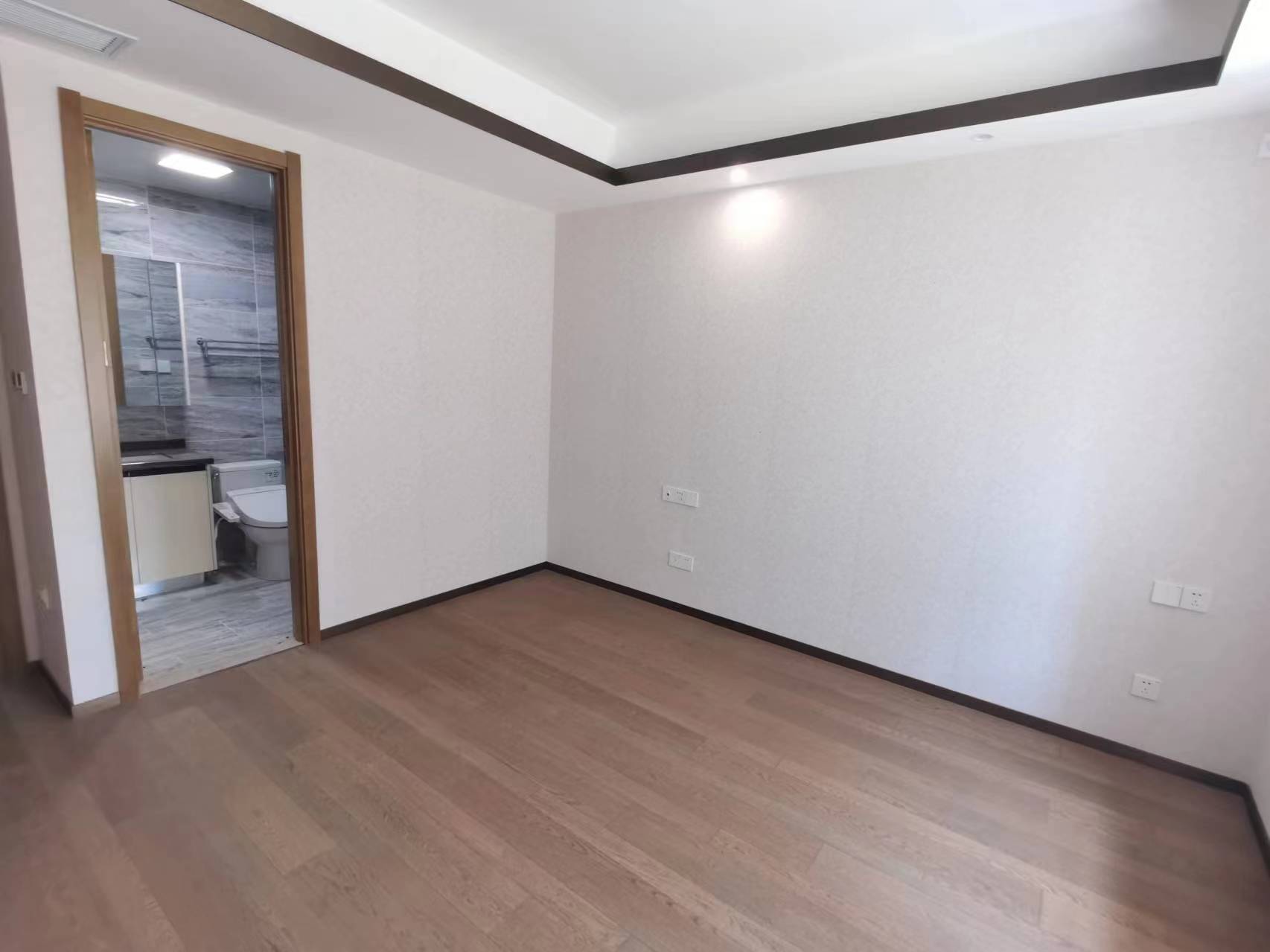 远创樽樾 3室2厅2卫 295m&sup2;