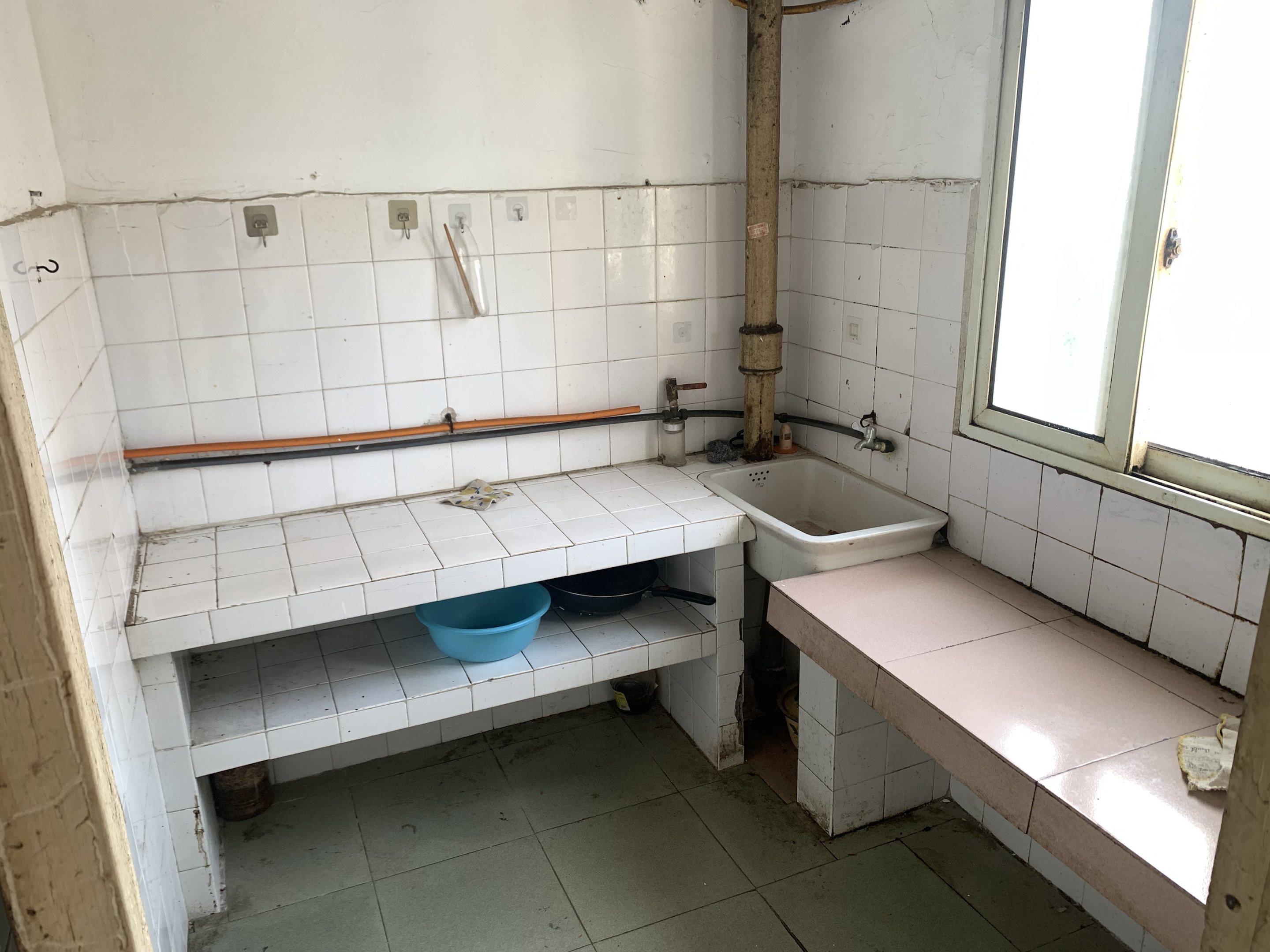 虹桥新村(朝霞路) 1室1厅1卫 53m&sup2;