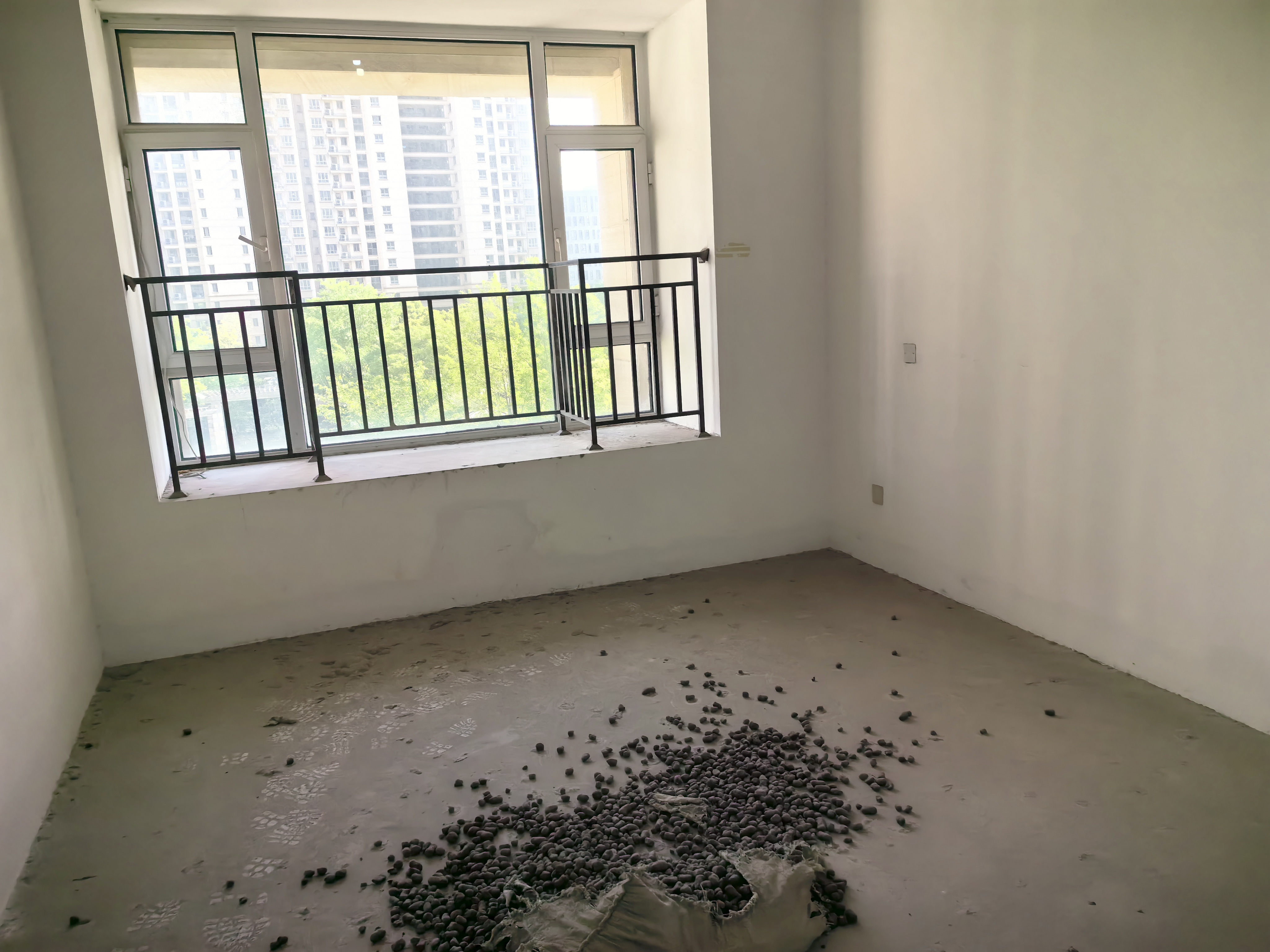 中南世纪花城三期 4室2厅5卫 275.08m&sup2;