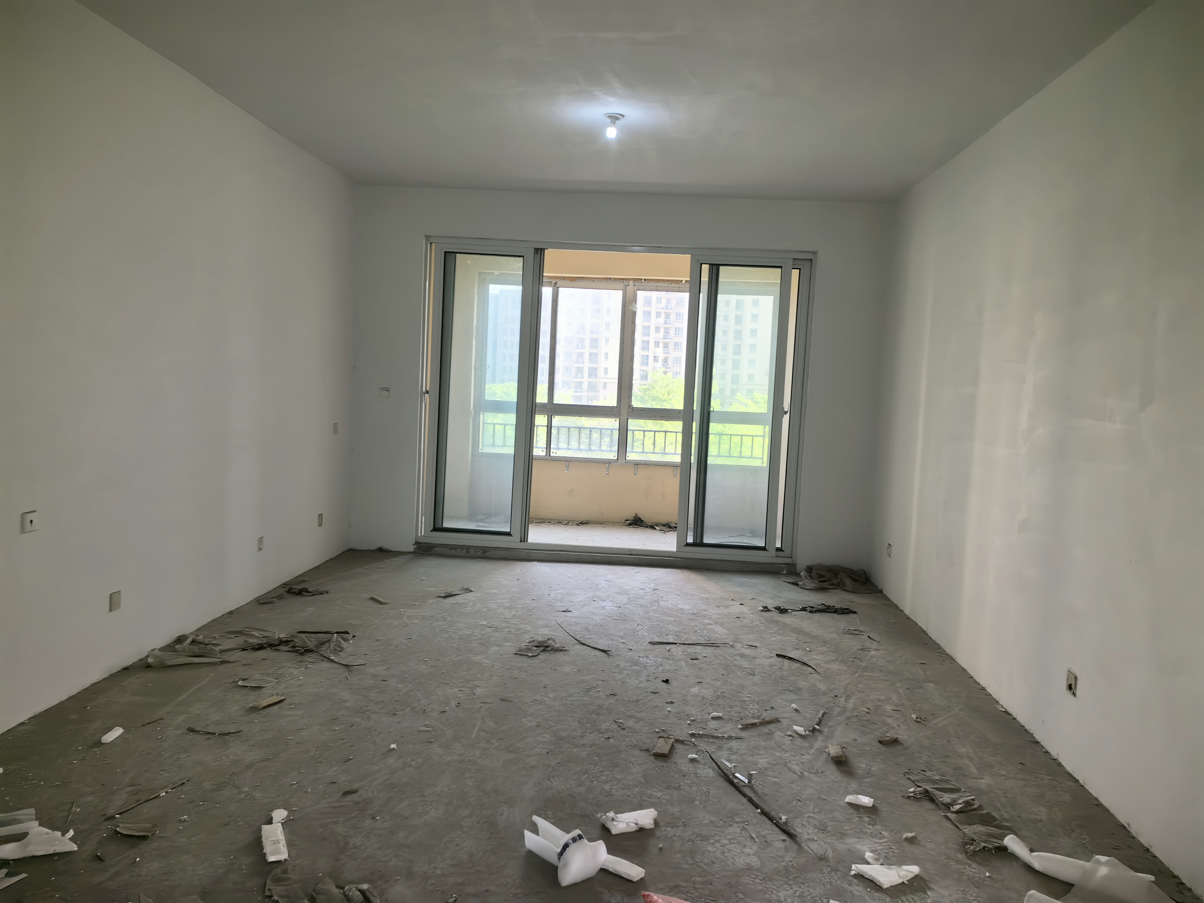 中南世纪花城三期 4室2厅5卫 275.08m&sup2;