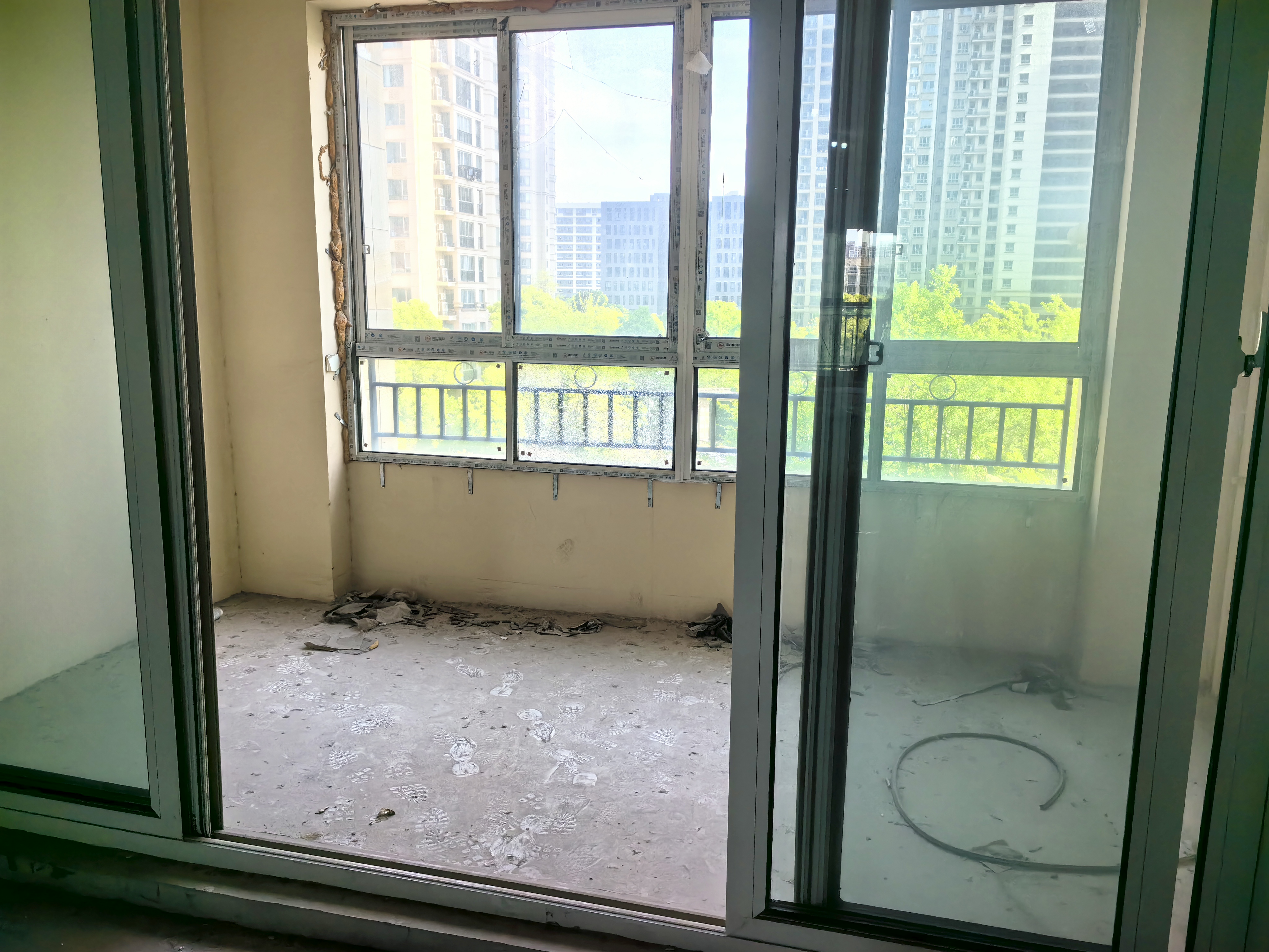 中南世纪花城三期 4室2厅5卫 275.08m&sup2;