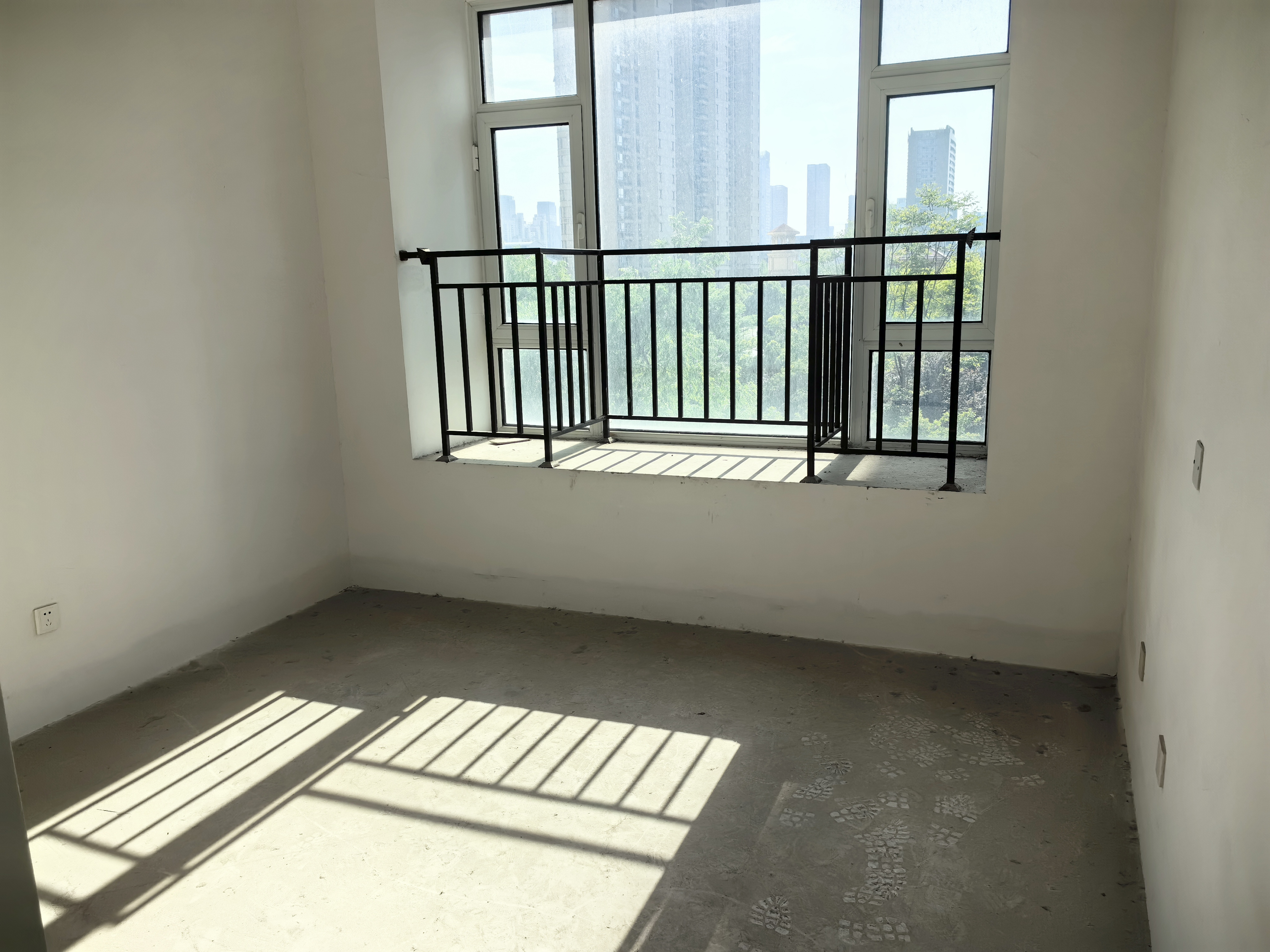 中南世纪花城三期 4室2厅5卫 275.08m&sup2;