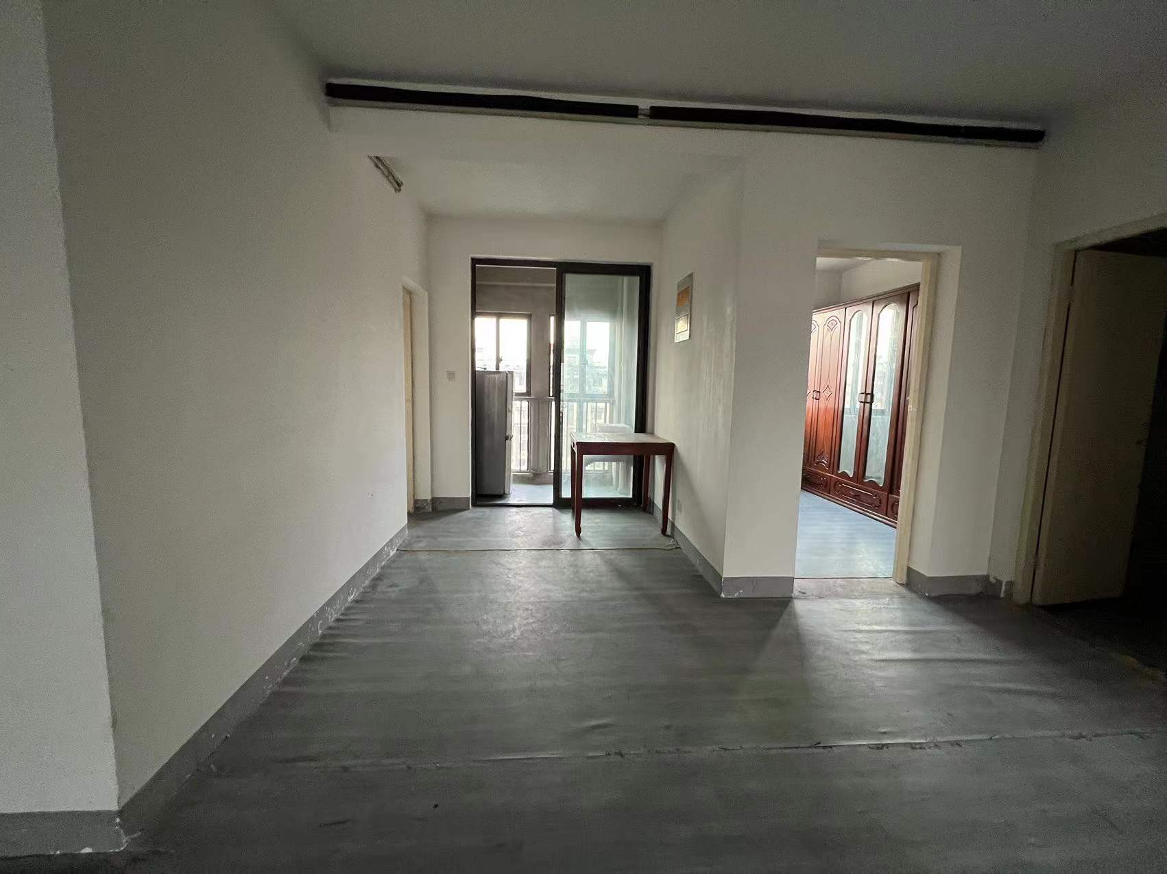 世伦佳苑 3室2厅1卫 130m&sup2;