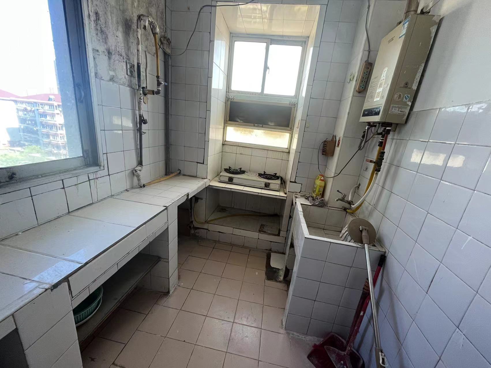 光明新村 3室1厅1卫 81.55m&sup2;