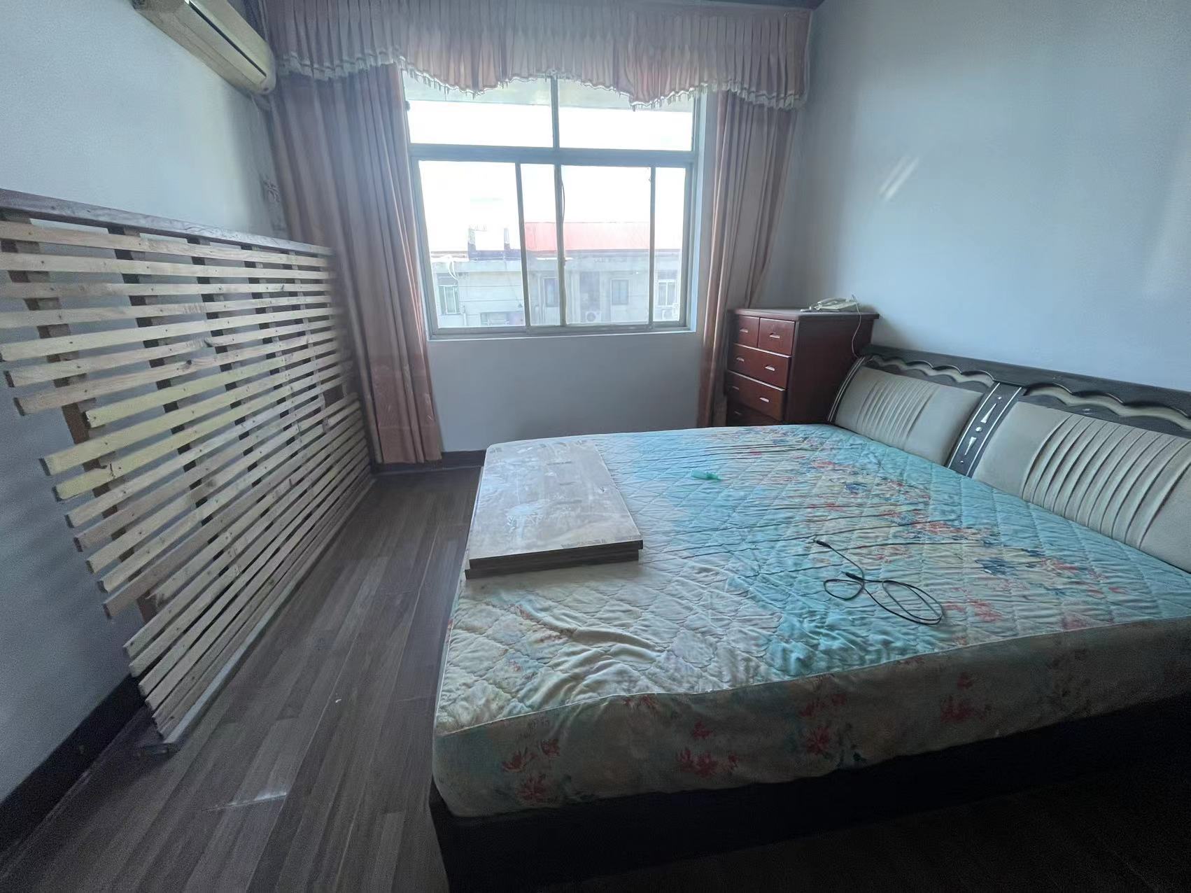 光明新村 3室1厅1卫 81.55m&sup2;